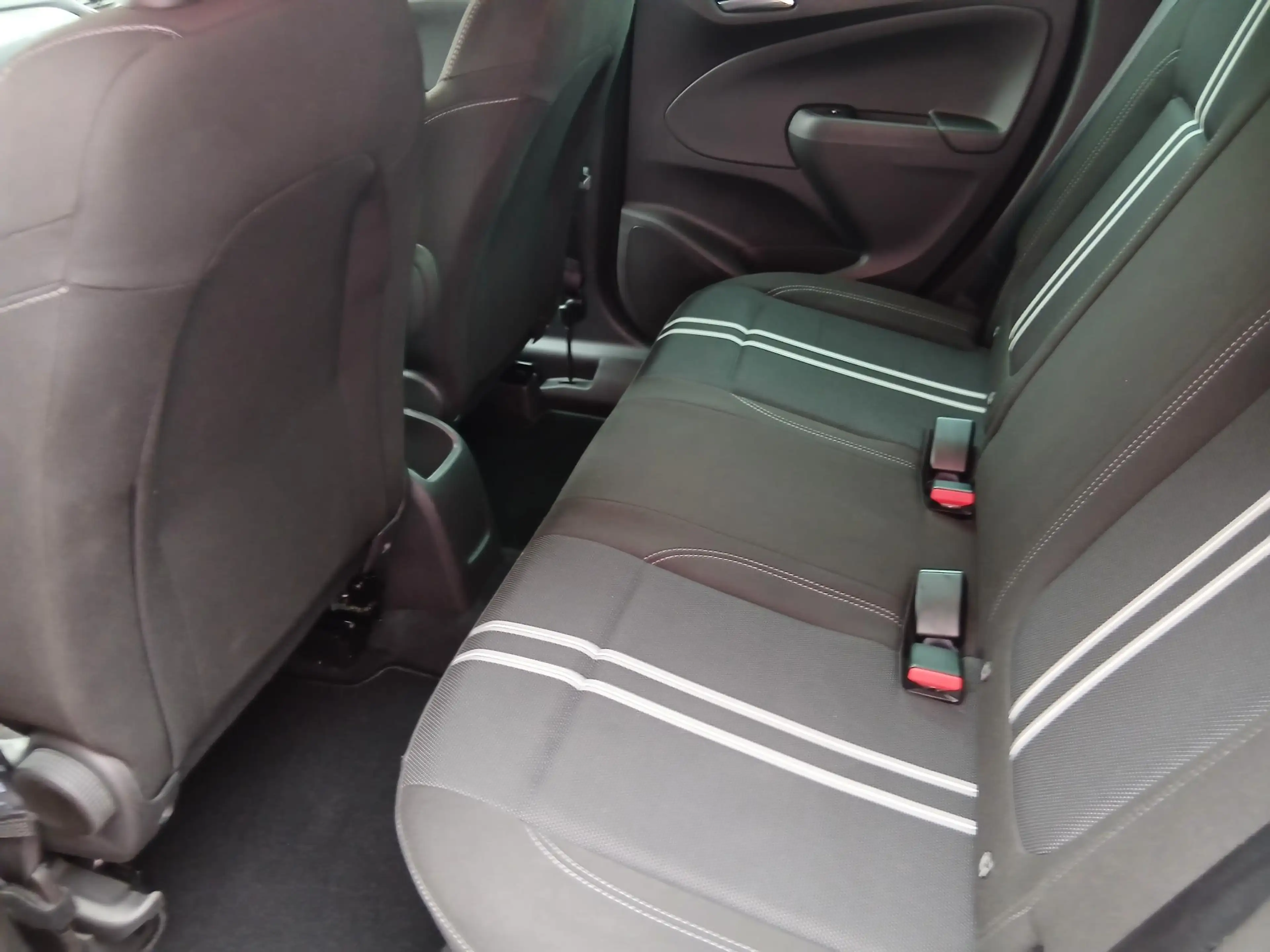 Opel Crossland 1.2 Turbo Elegance — photo 16