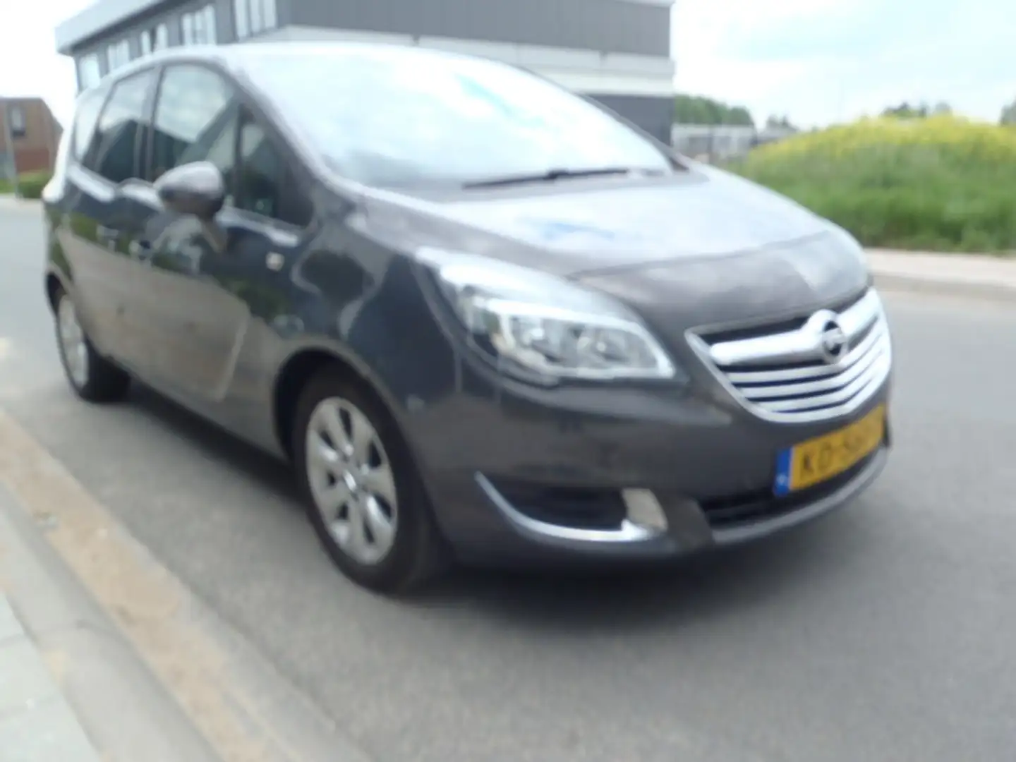 Opel Meriva 1.4 TURBO COSMO Gris - 2