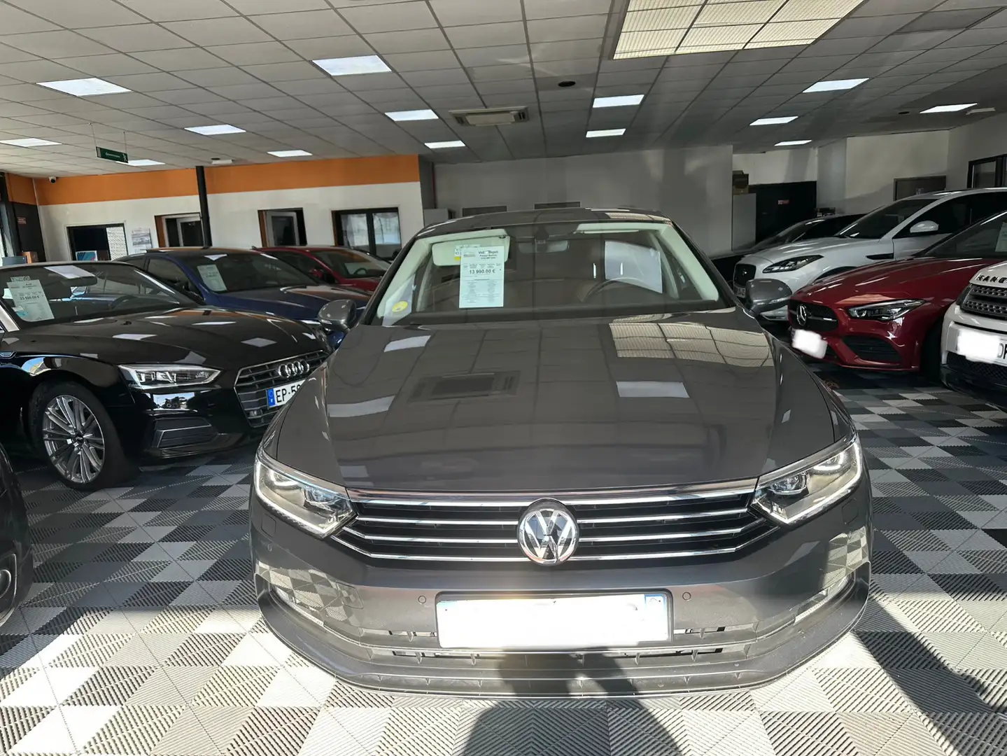 Volkswagen Passat Carat BMT DSG Gris - 1