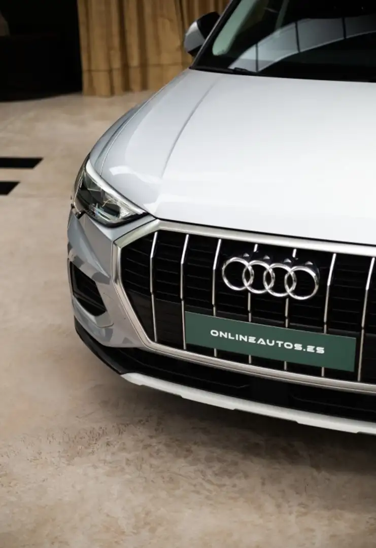 Audi Q3 35 TDI Advanced S tronic 110kW Gris - 2