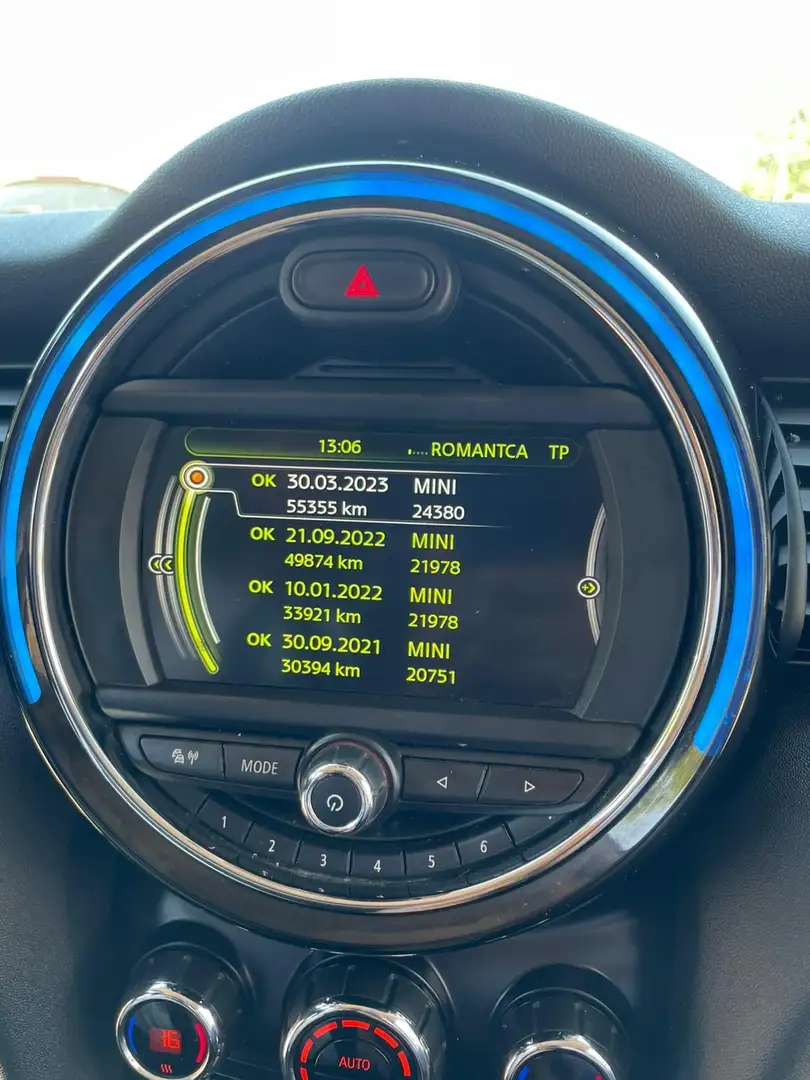 MINI Cooper D 5p 1.5 Boost auto - 1