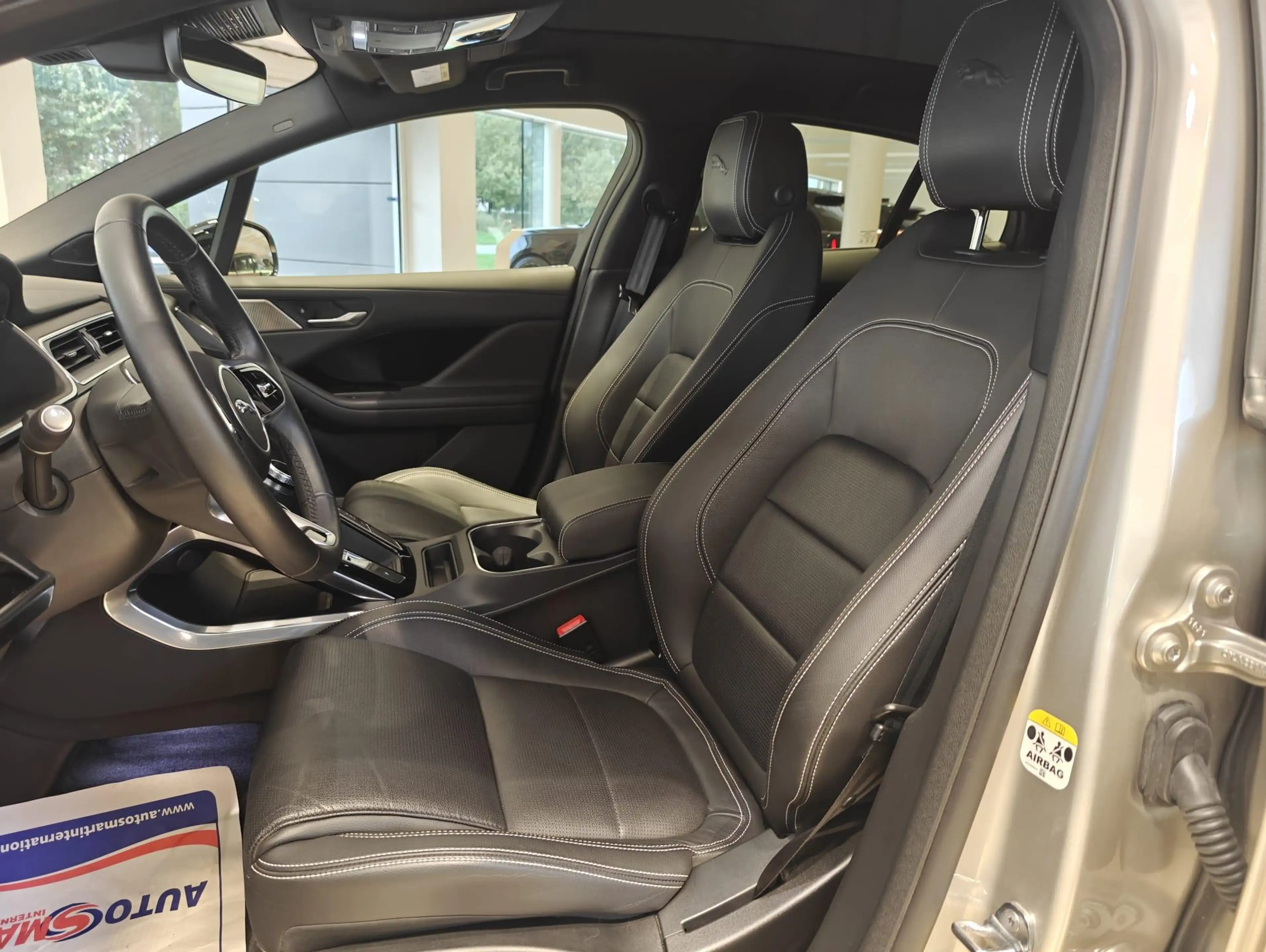 Jaguar I-Pace Edition — photo 9