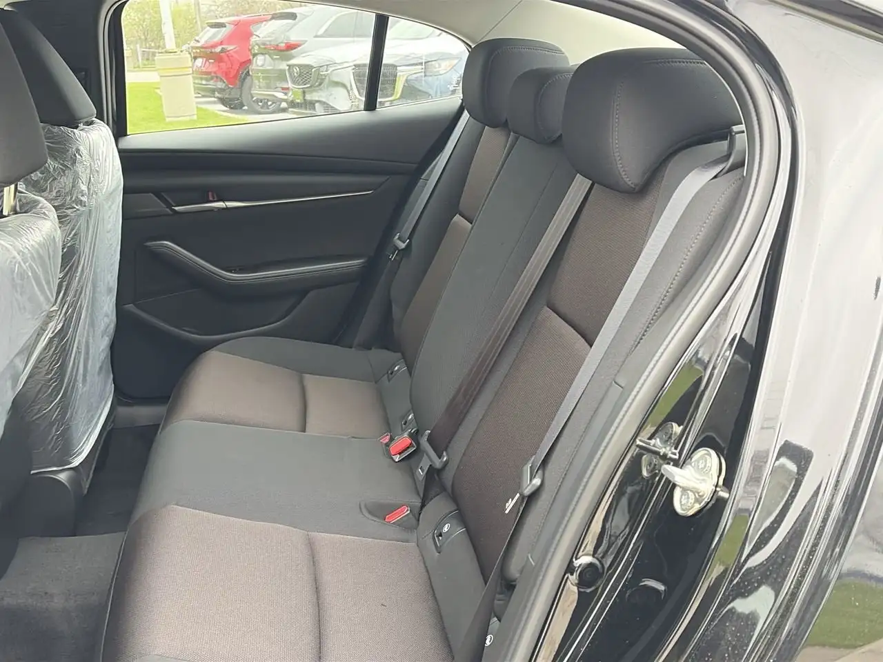 Mazda 3 снимка Mazda 3