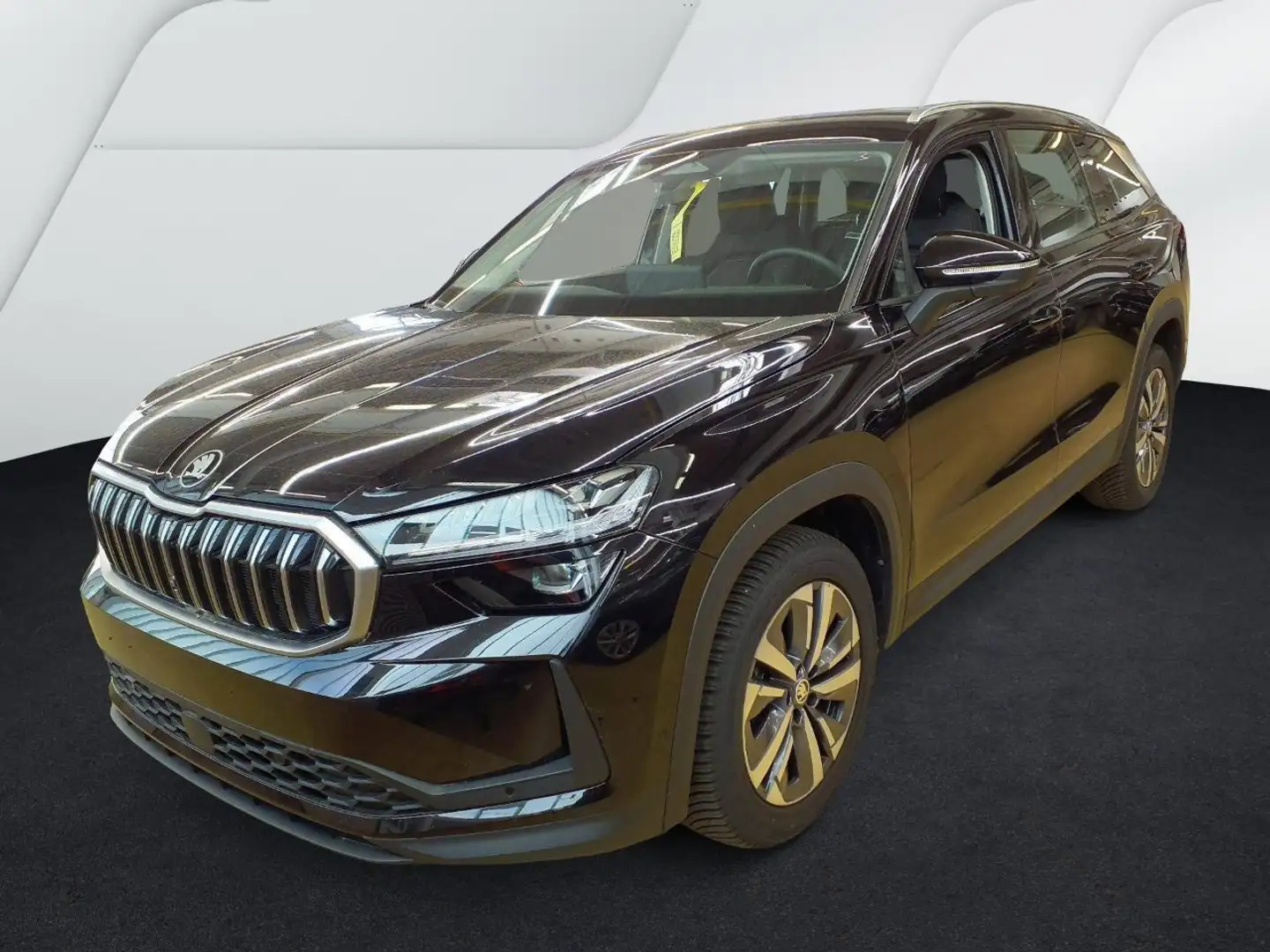 Skoda Kodiaq 2.0 SELECTION 4X4 AHK 360CAM ACC LM18 NAVI Černá - 2