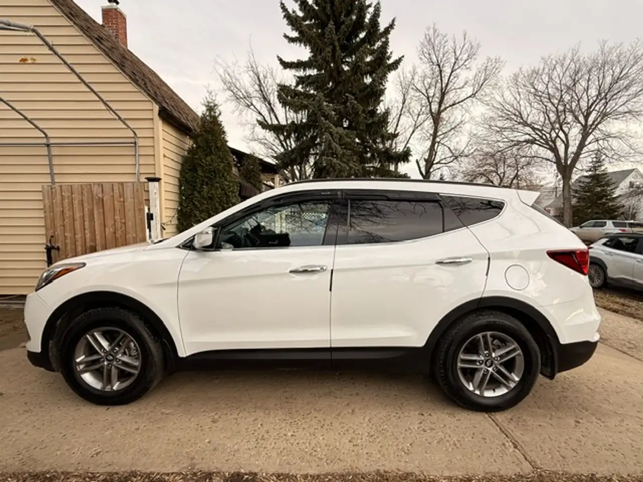 Hyundai SANTA FE снимка Hyundai SANTA FE