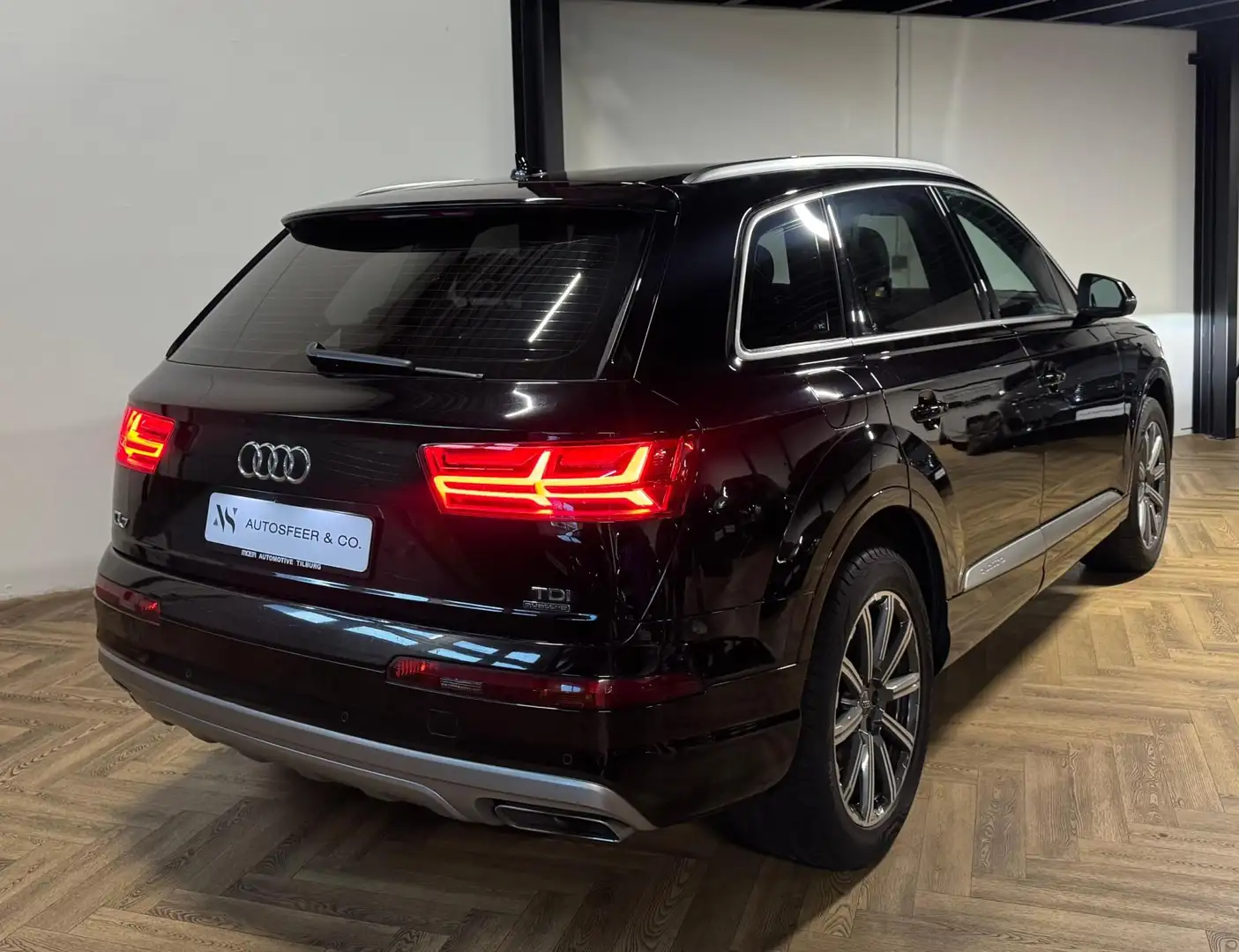 Audi Q7 3.0 TDI quattro Pro Line S 7p KEYLESS PDC Zwart - 2