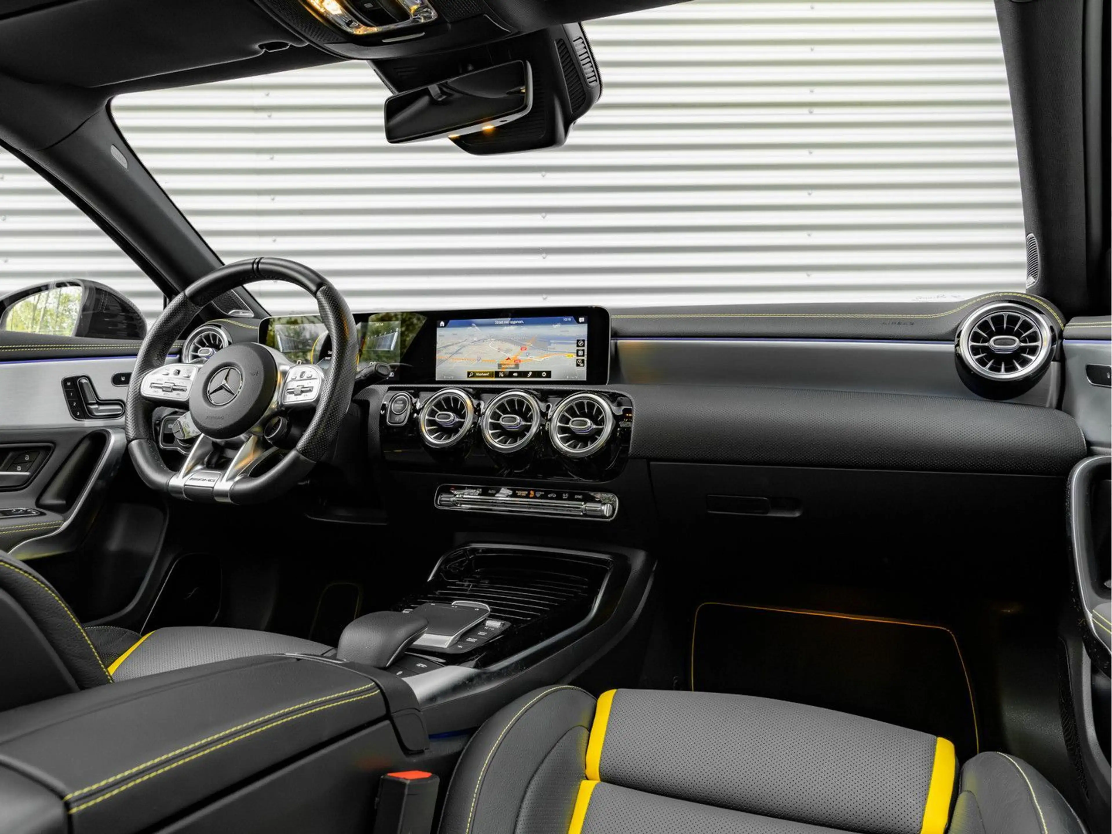 Mercedes-Benz A 45 AMG S 4MATIC+ - Pano - Schaalstoelen - Mill — photo 4