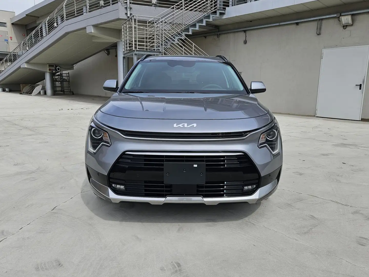 Kia Niro 1.6 GDi DCT HEV Style Grigio - 2