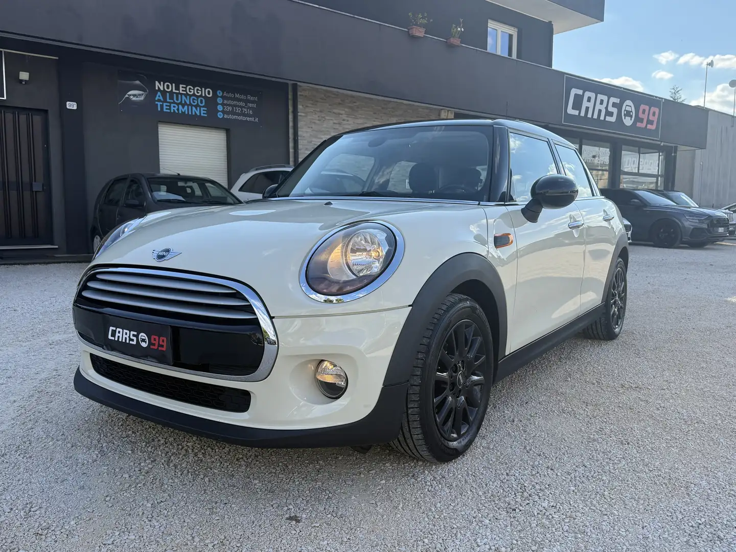 MINI Cooper D 1.5 Business XL 5p Beige - 1