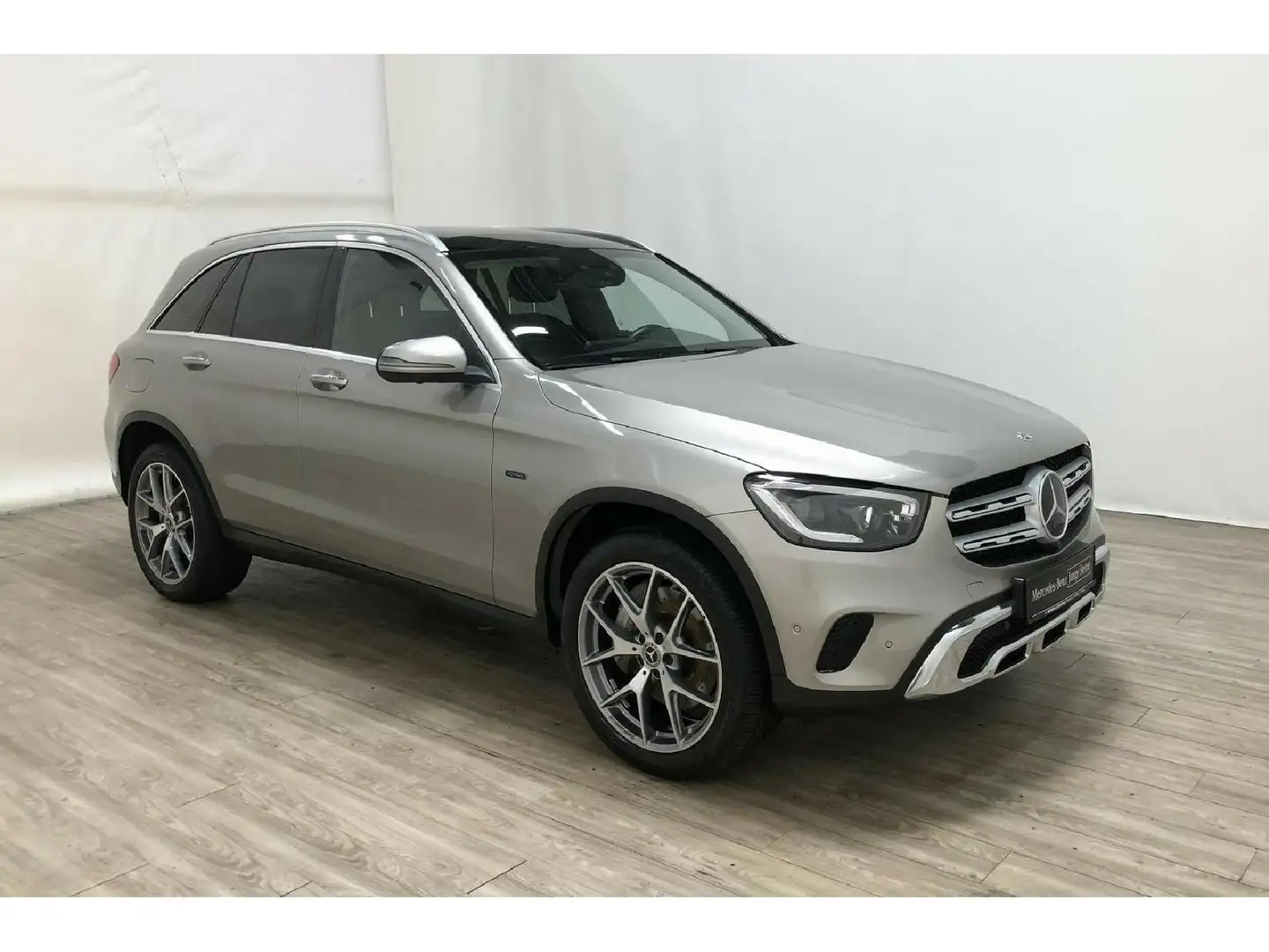 Mercedes-Benz GLC 300 de 4M*AMG*Pano*360°*Distr*AHK*MULTIBEAM* Argent - 2