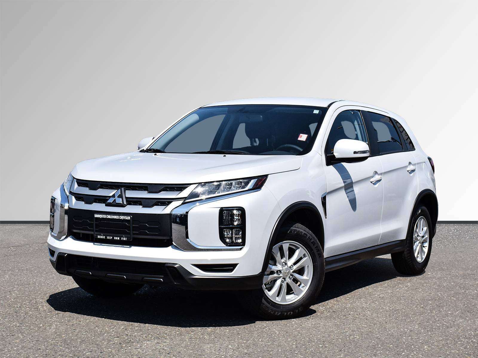 2025 Mitsubishi RVR SE