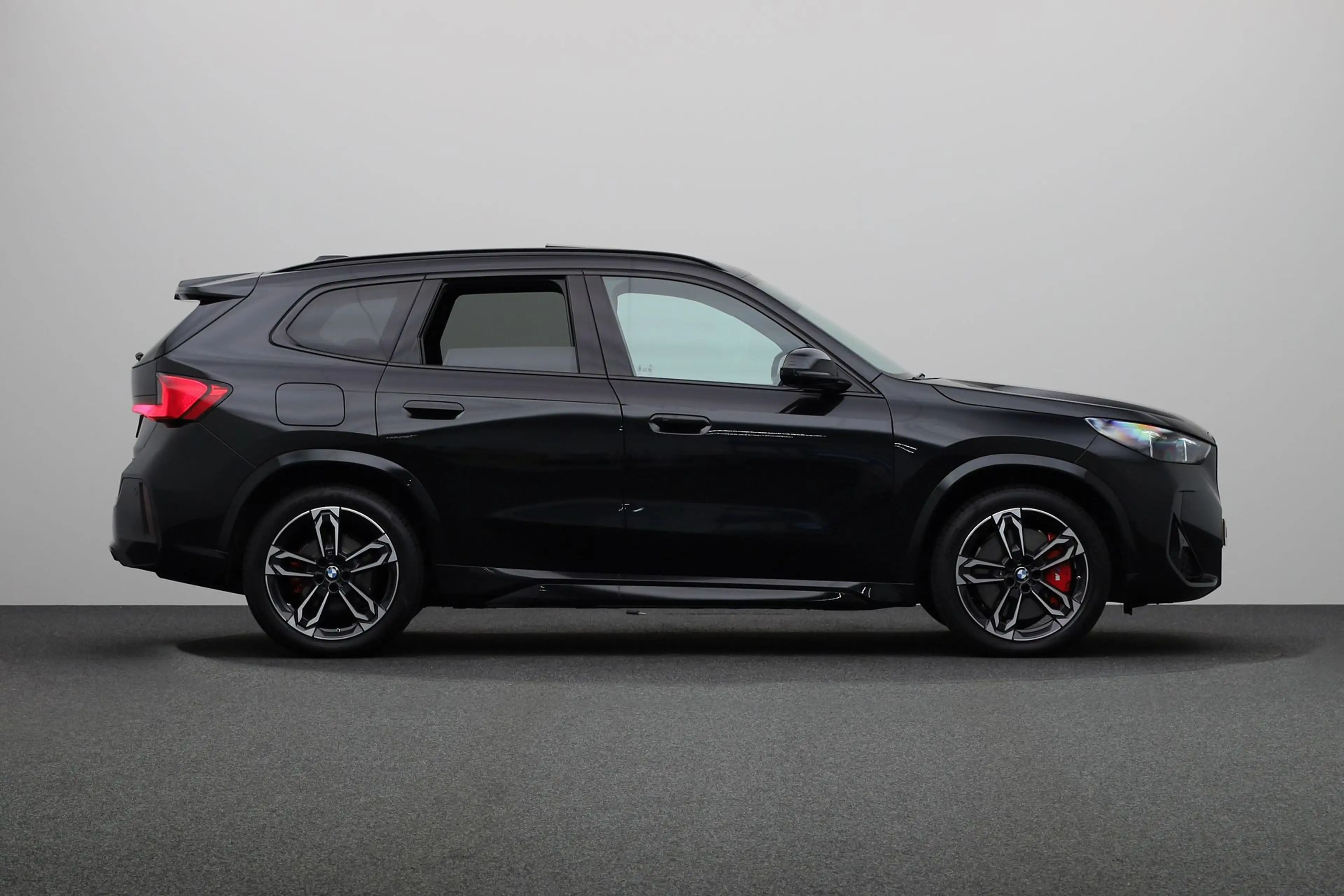 BMW iX1 eDrive20 67 kWh M Sport Pro | M Sportpakket Pro | — photo 10
