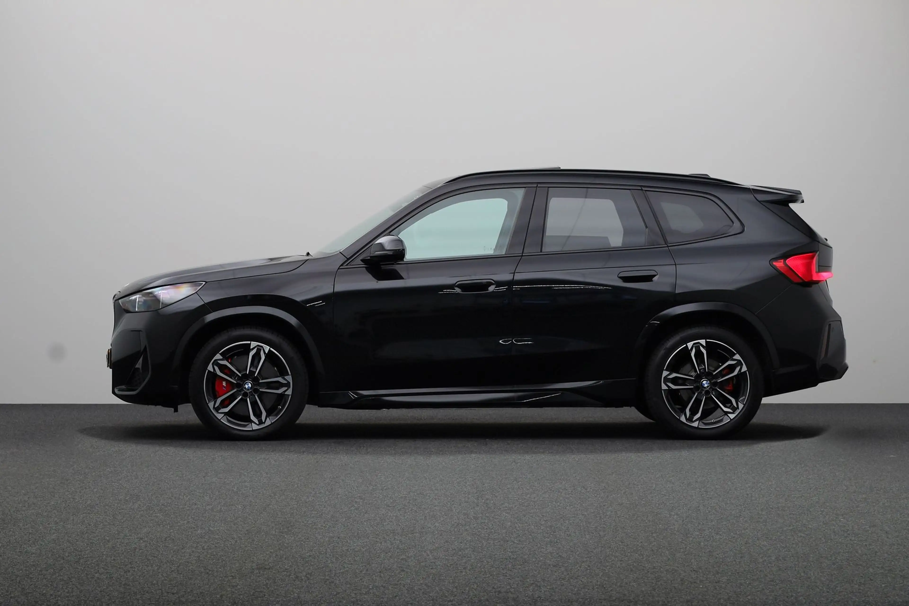 BMW iX1 eDrive20 67 kWh M Sport Pro | M Sportpakket Pro | — photo 12