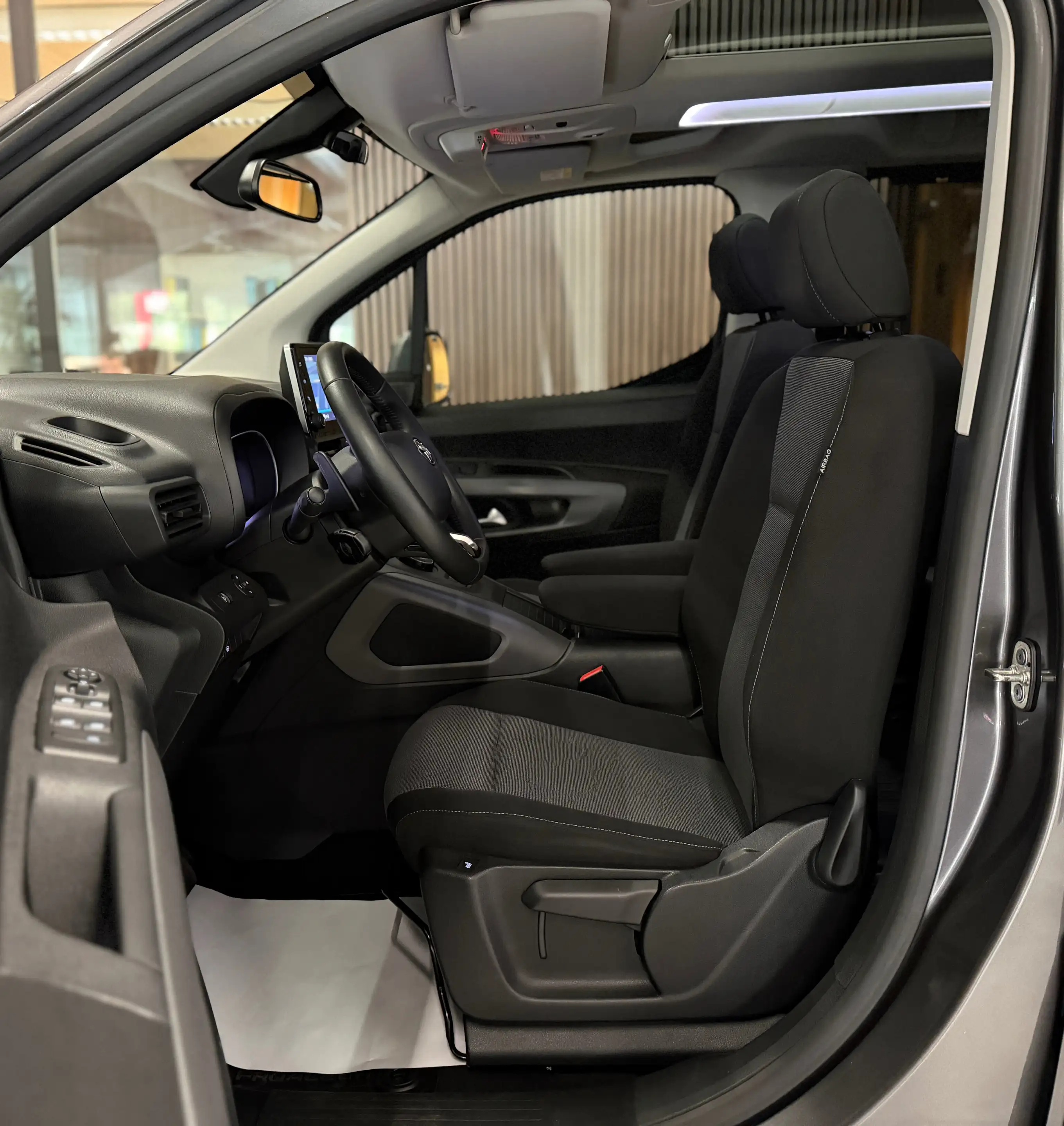 Toyota Proace City L1 Executive*Automatik*Panorama*Kamera*HeadUp*SHZ — photo 13