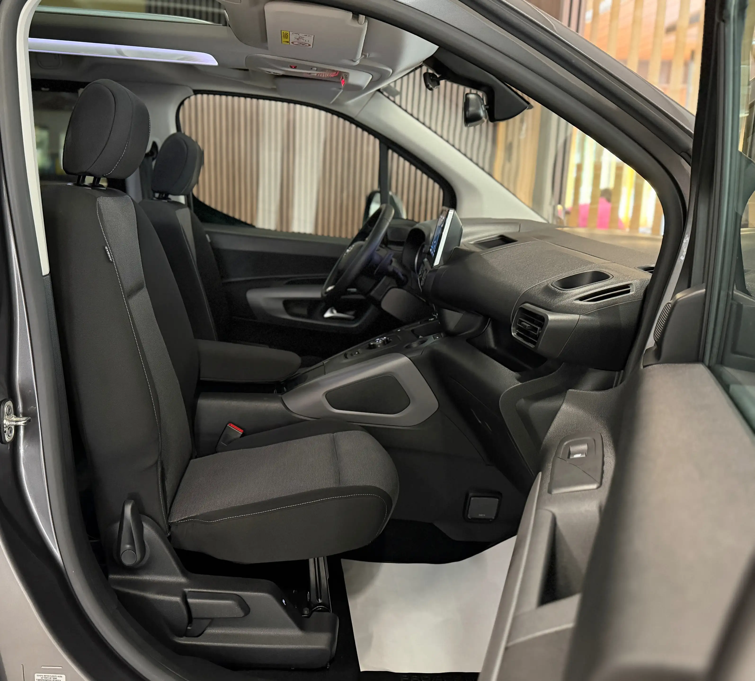 Toyota Proace City L1 Executive*Automatik*Panorama*Kamera*HeadUp*SHZ — photo 14