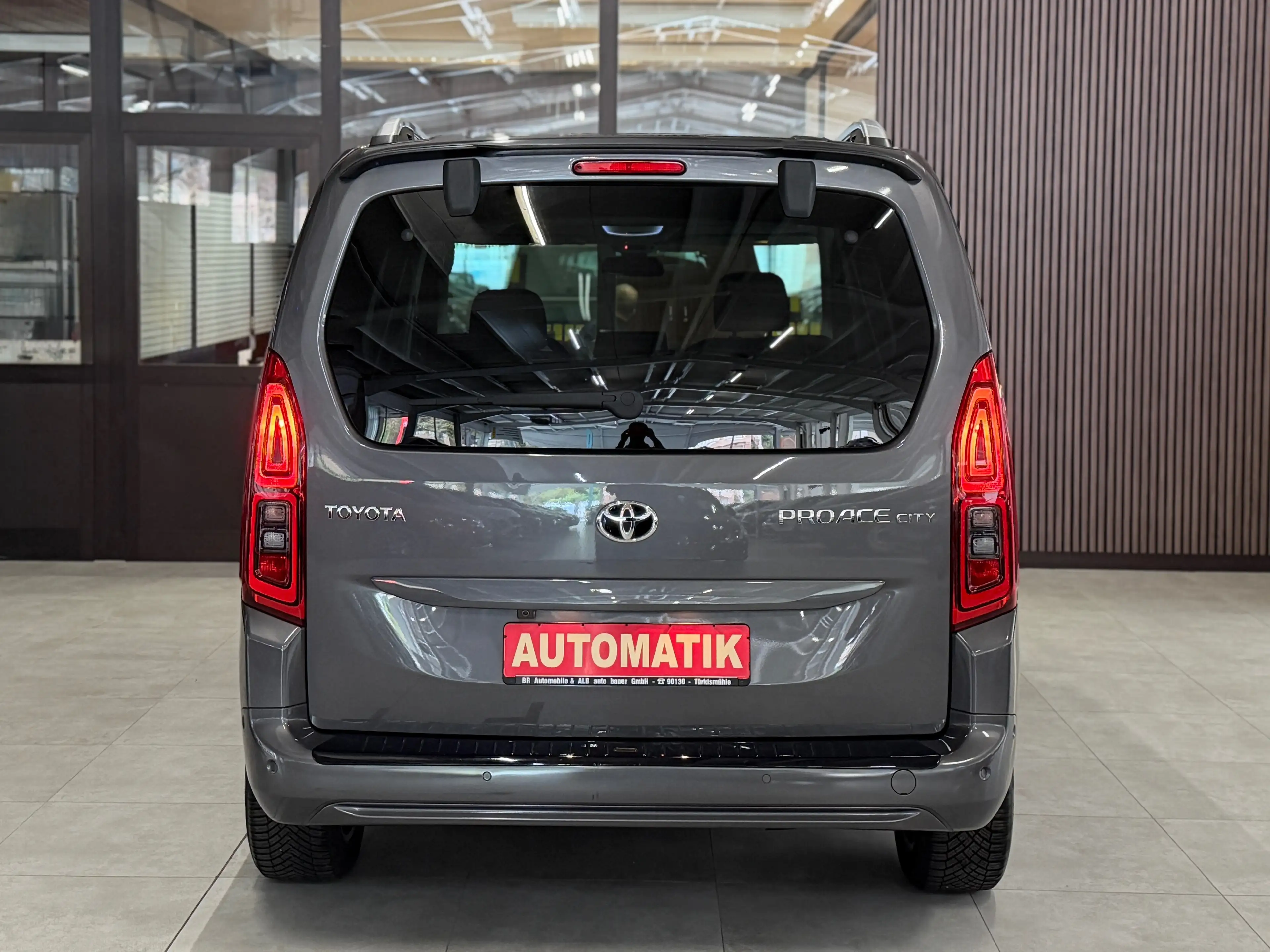 Toyota Proace City L1 Executive*Automatik*Panorama*Kamera*HeadUp*SHZ — photo 7