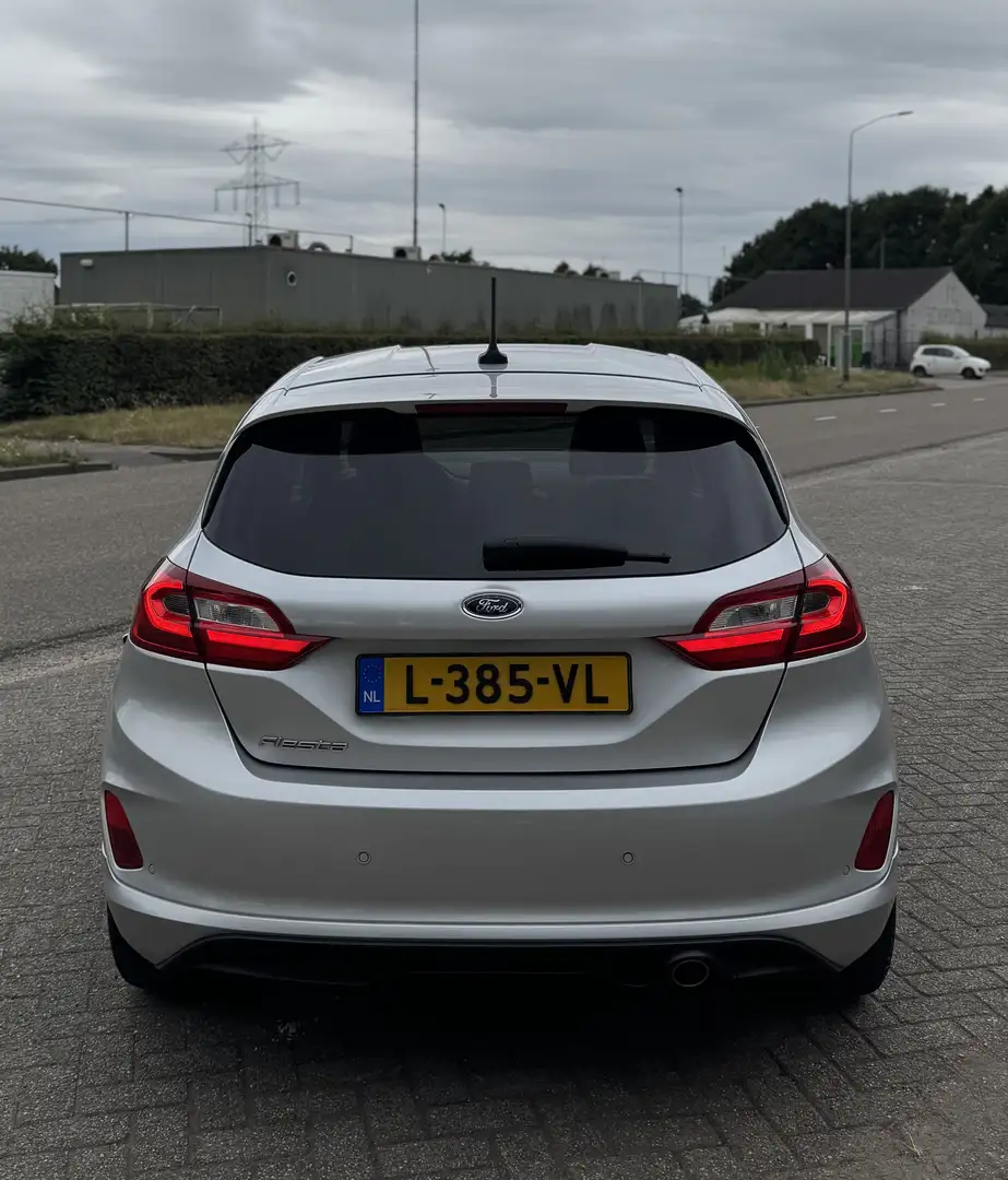 Ford Fiesta 1.0 ST- line 2021 | Full Options | APK >2027 Grijs - 2