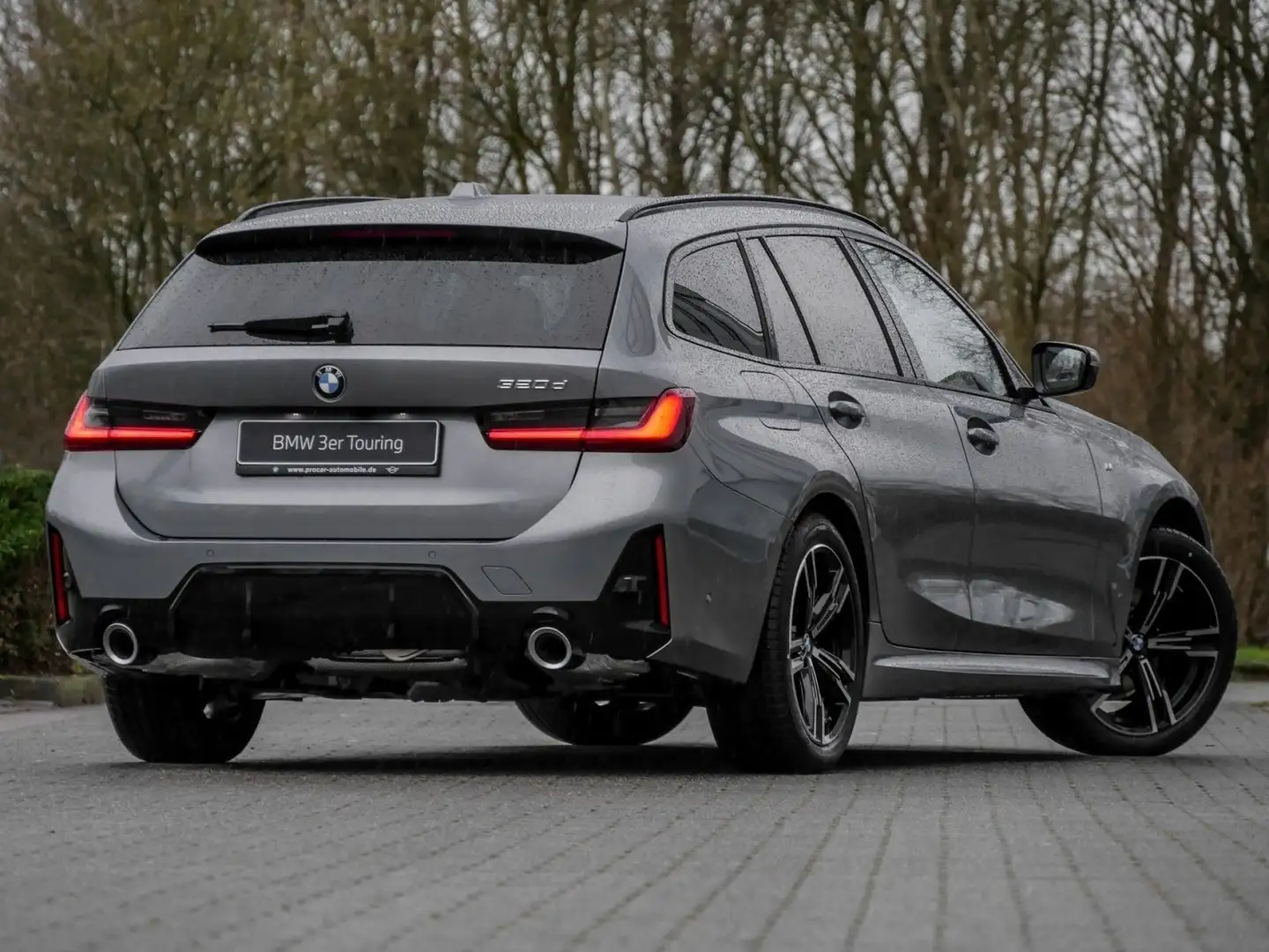 BMW 320 d MSport HUD PANO ACC AHK RFK NAVI 18" Grijs - 2