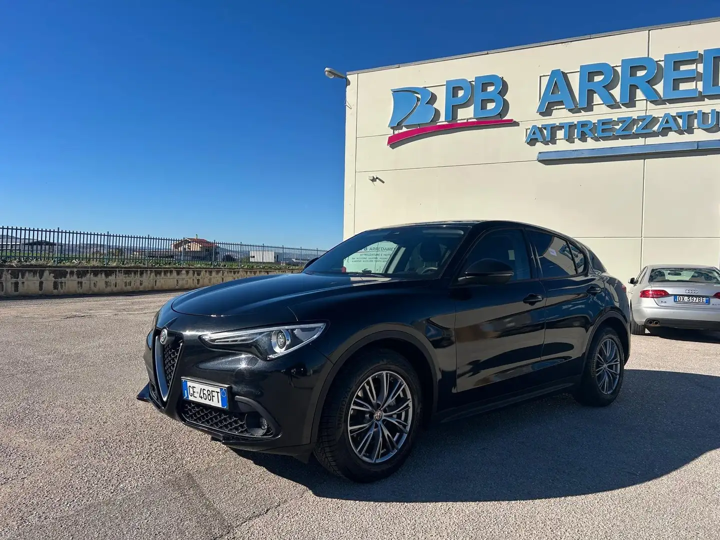 Alfa Romeo Stelvio Stelvio 2.2 t Business rwd 160cv auto Noir - 2
