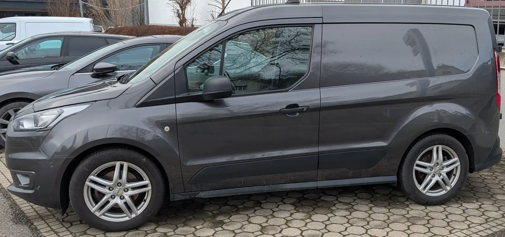 Ford Transit Connect Transit Connect L1 HP 240 1,5 Ecoblue Basis Aut. Basis Grau - 2