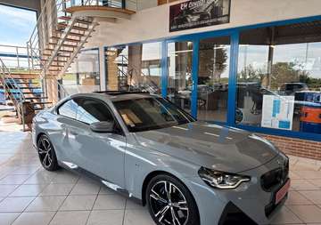 220I Auto Coupé 184CH PACK M SPORT INT & EXT GPS PRO-JANTES 18-Harman Kardon-Toit ouvrant-Virtual-1 MAIN