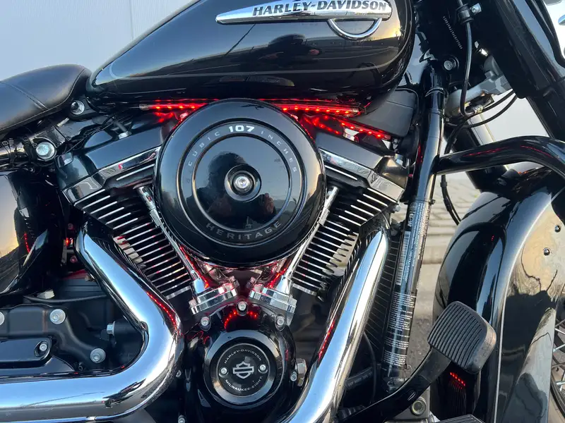 Harley-Davidson Heritage Softail - foto 3
