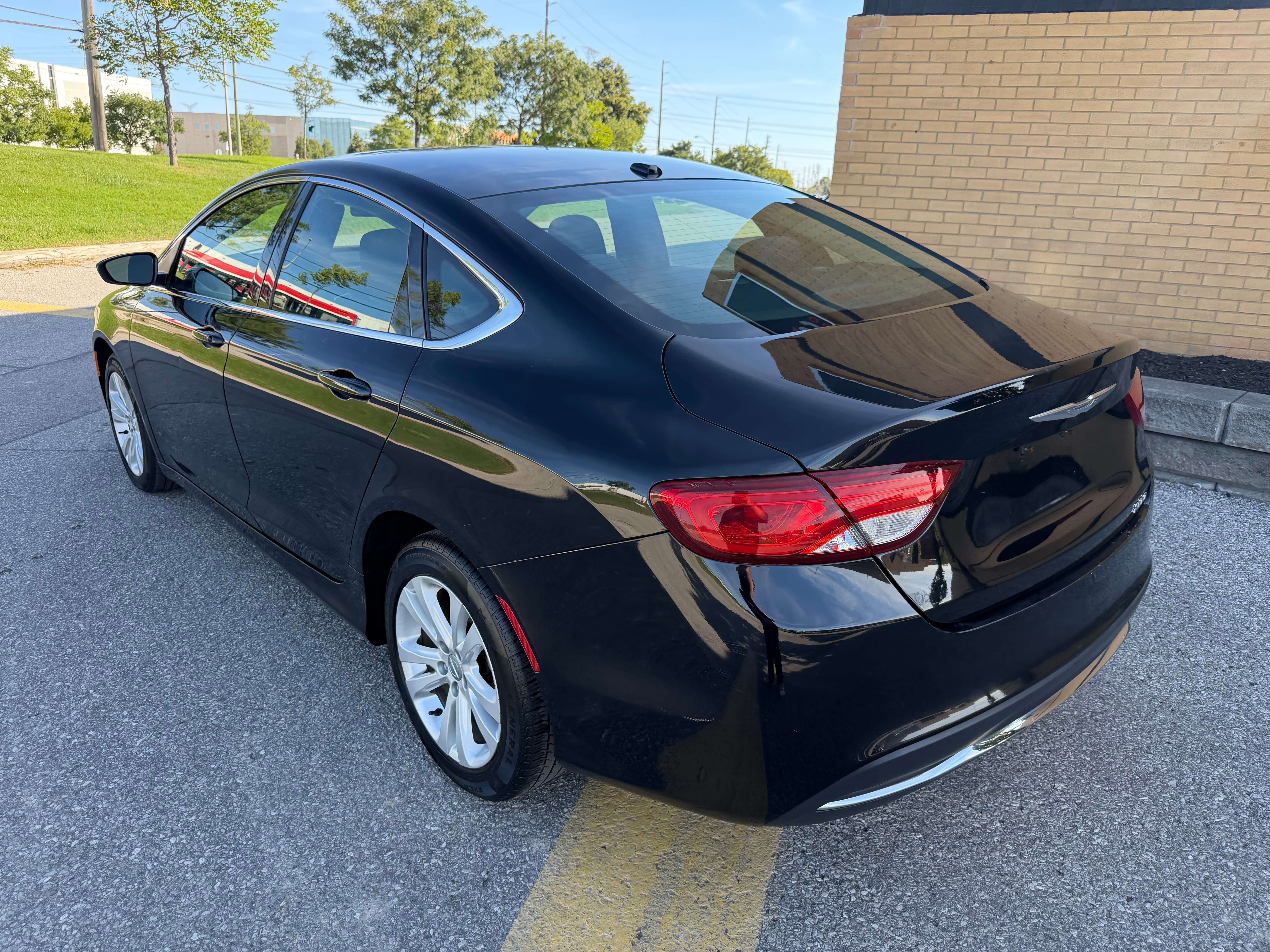 2016 Chrysler 200