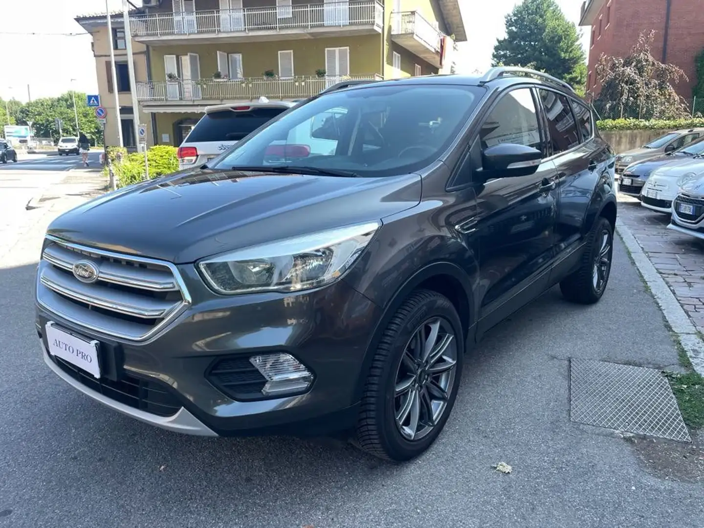 Ford Kuga Kuga 1.5 tdci Titanium SPLEDIDE CONDIZIONI Grigio - 2