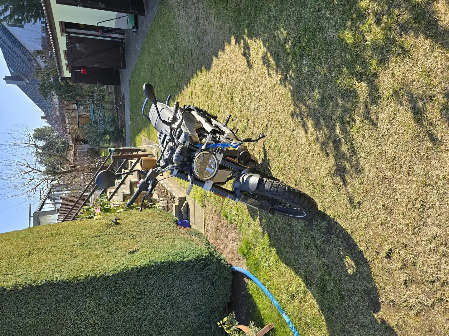Husqvarna Svartpilen Negru - 2