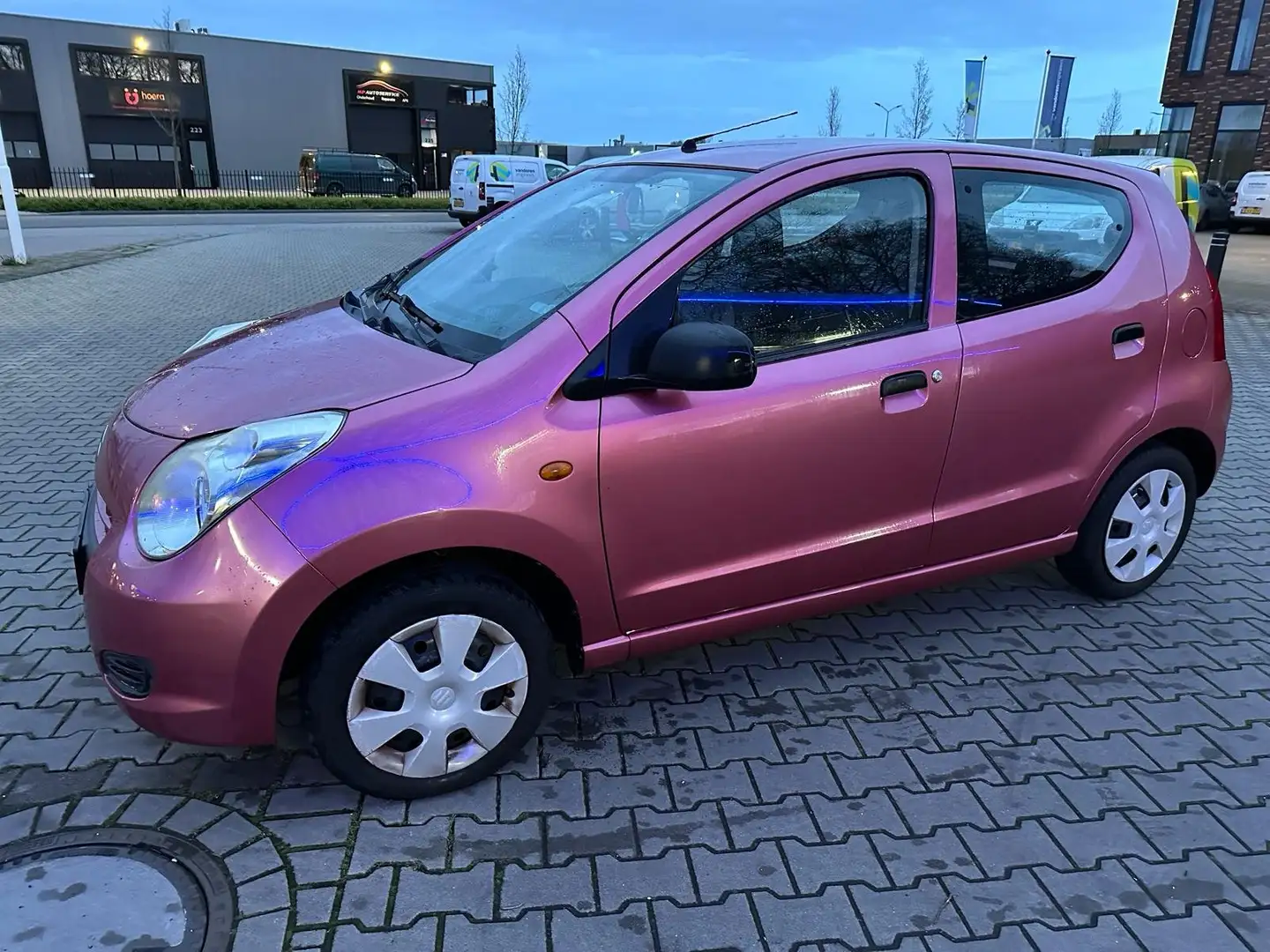 Suzuki Alto 1.0 Comfort Plus Rood - 1