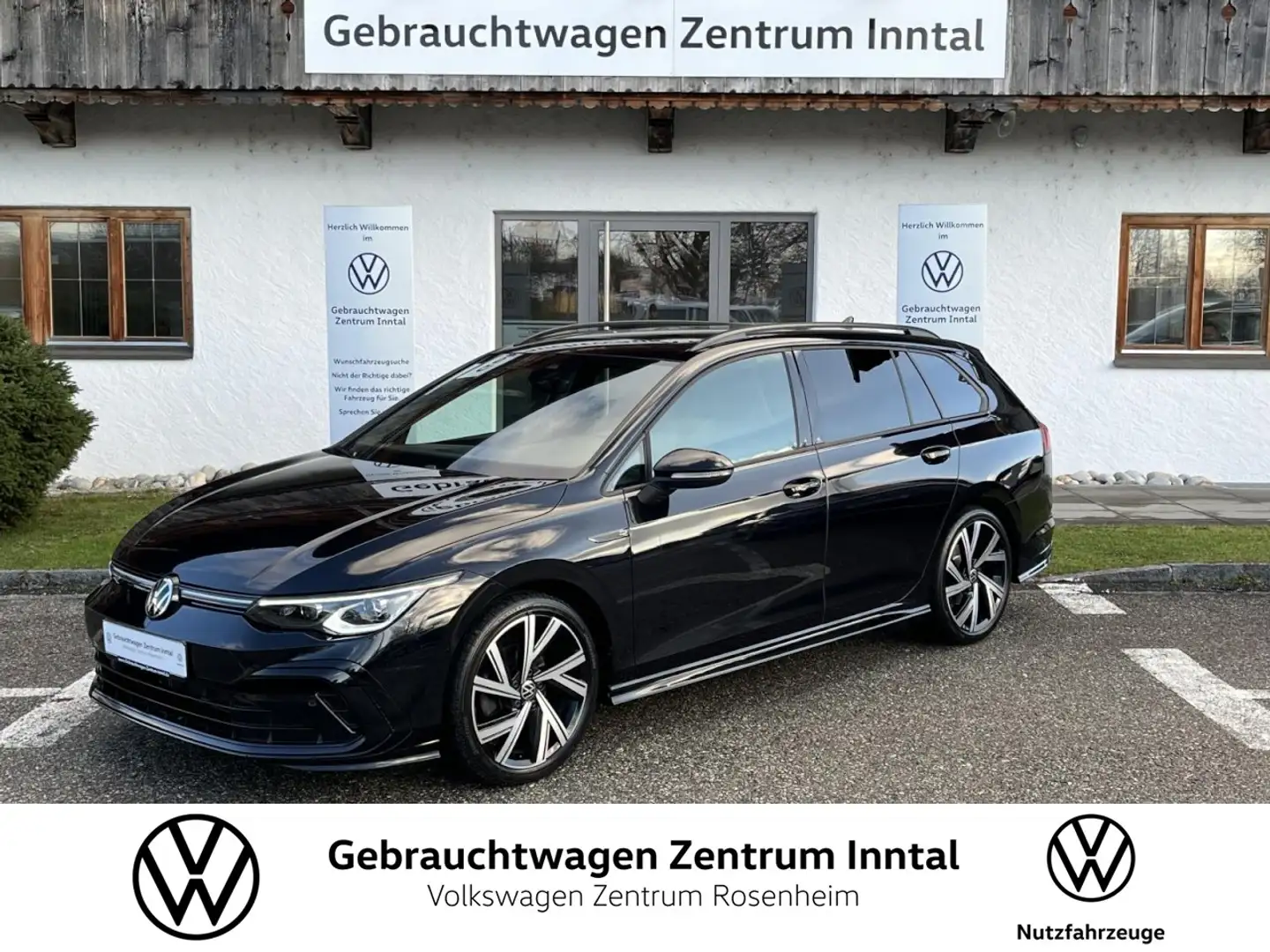 Volkswagen Golf VIII Variant 1,5 TSI R-Line (AHK+IQ-Light+Navi+Pan Schwarz - 1