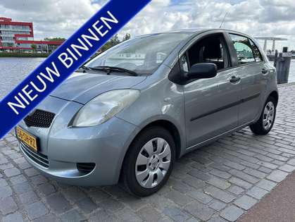 Toyota Yaris 1.3 VVTi Terra 5-deurs Airco APK Keurige auto!