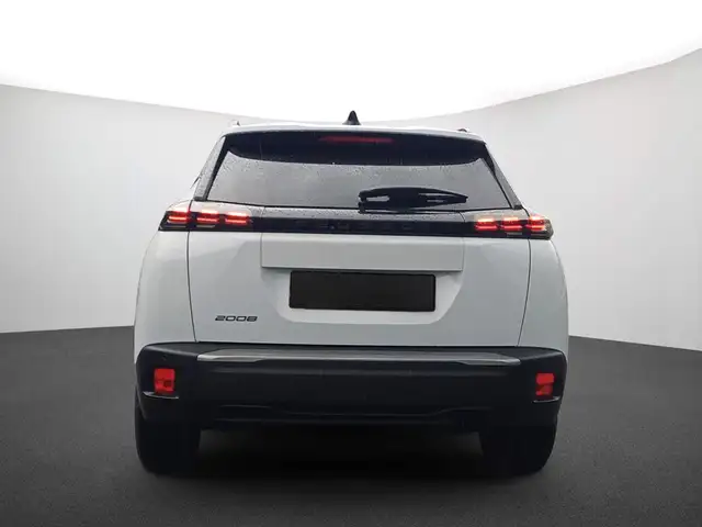 Peugeot 2008 view 3