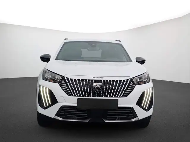 Peugeot 2008 view 2