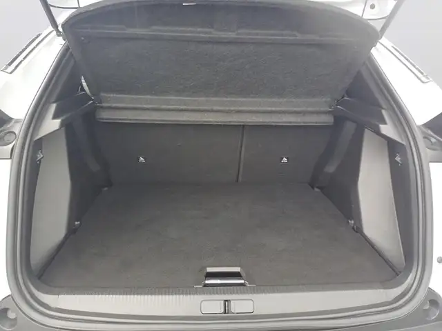 Peugeot 2008 view 7