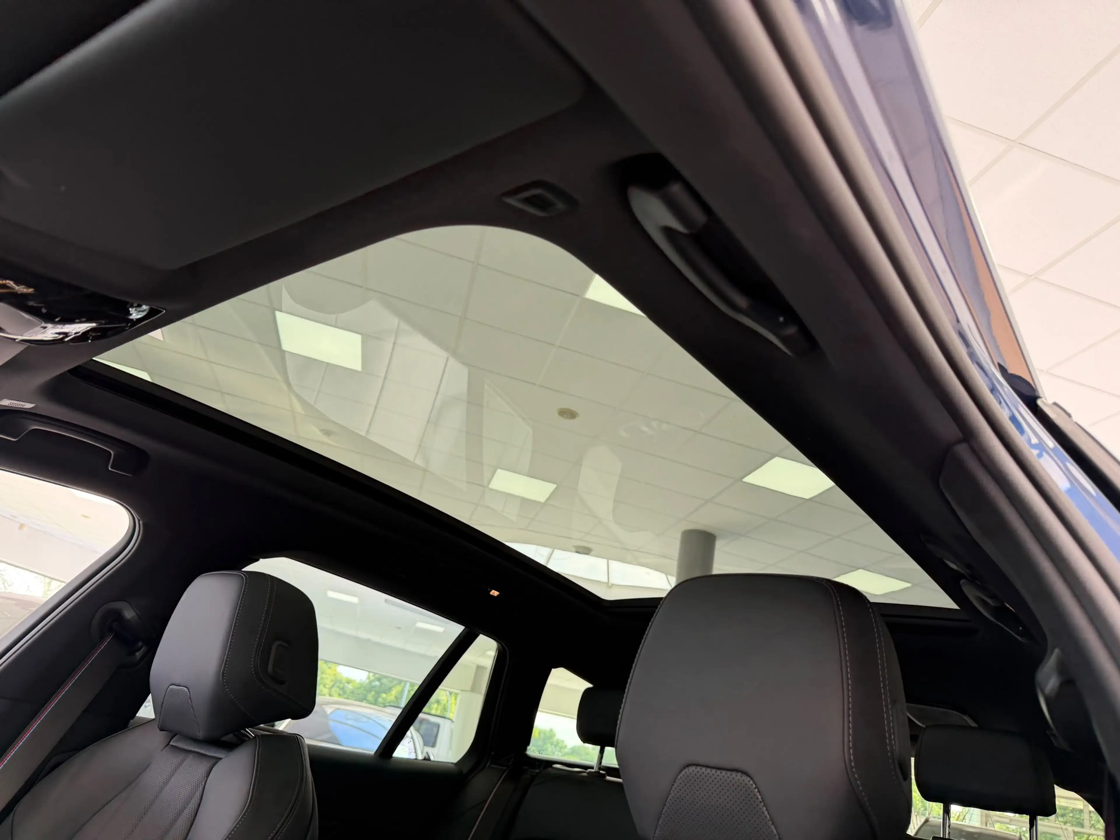 BMW 550 e xDrive M-Sport Pro PANO*ICONIC*B&W*AHK*360 — photo 9