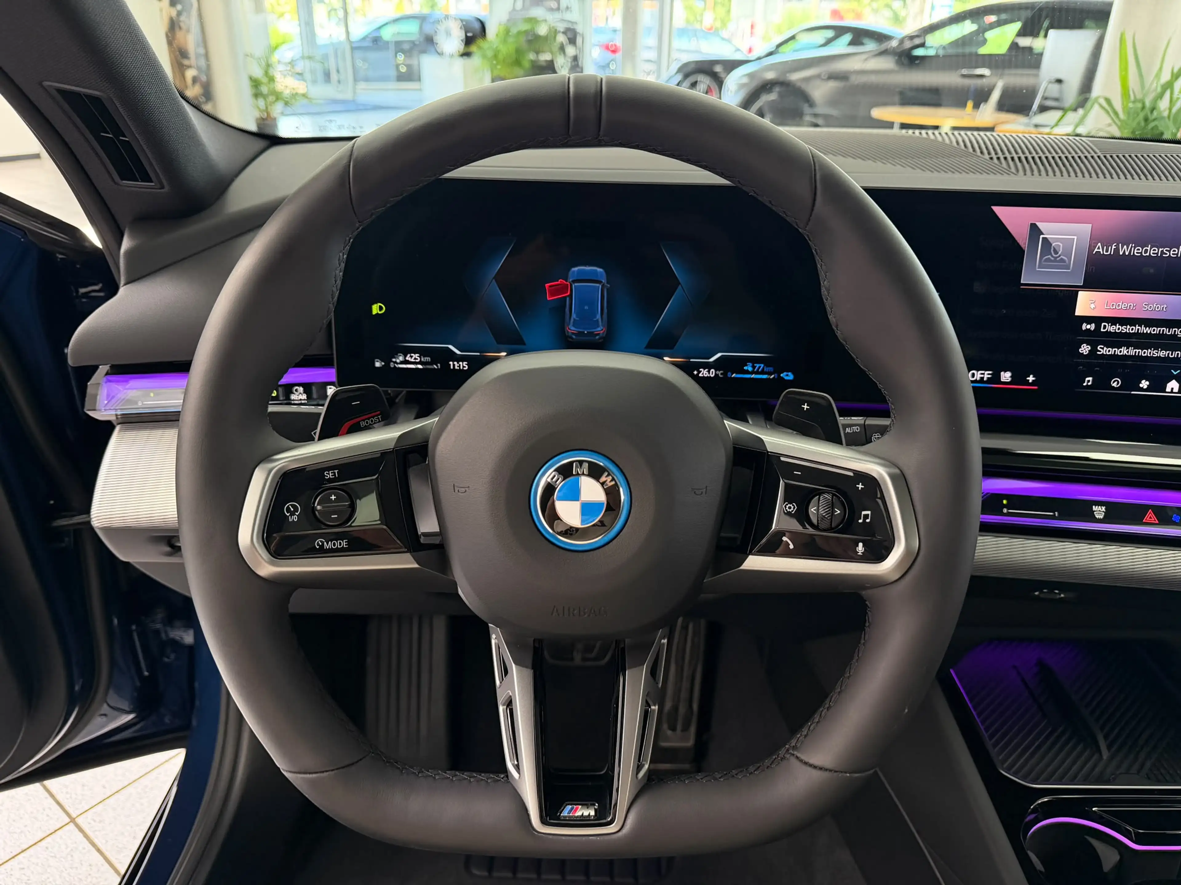 BMW 550 e xDrive M-Sport Pro PANO*ICONIC*B&W*AHK*360 — photo 12