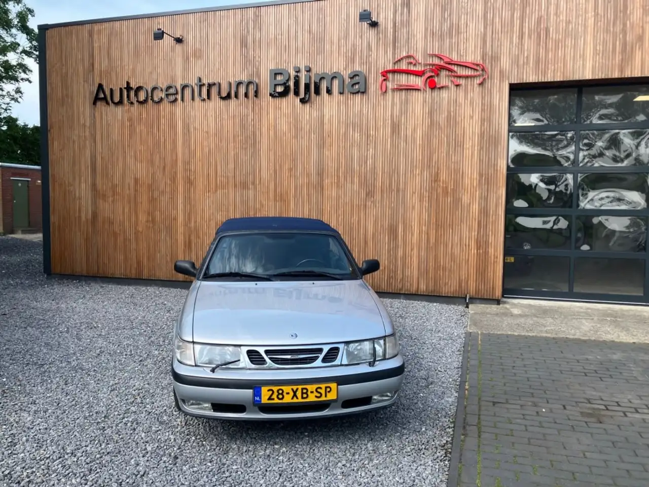 Saab 9-3 2.0 SE, foto 3