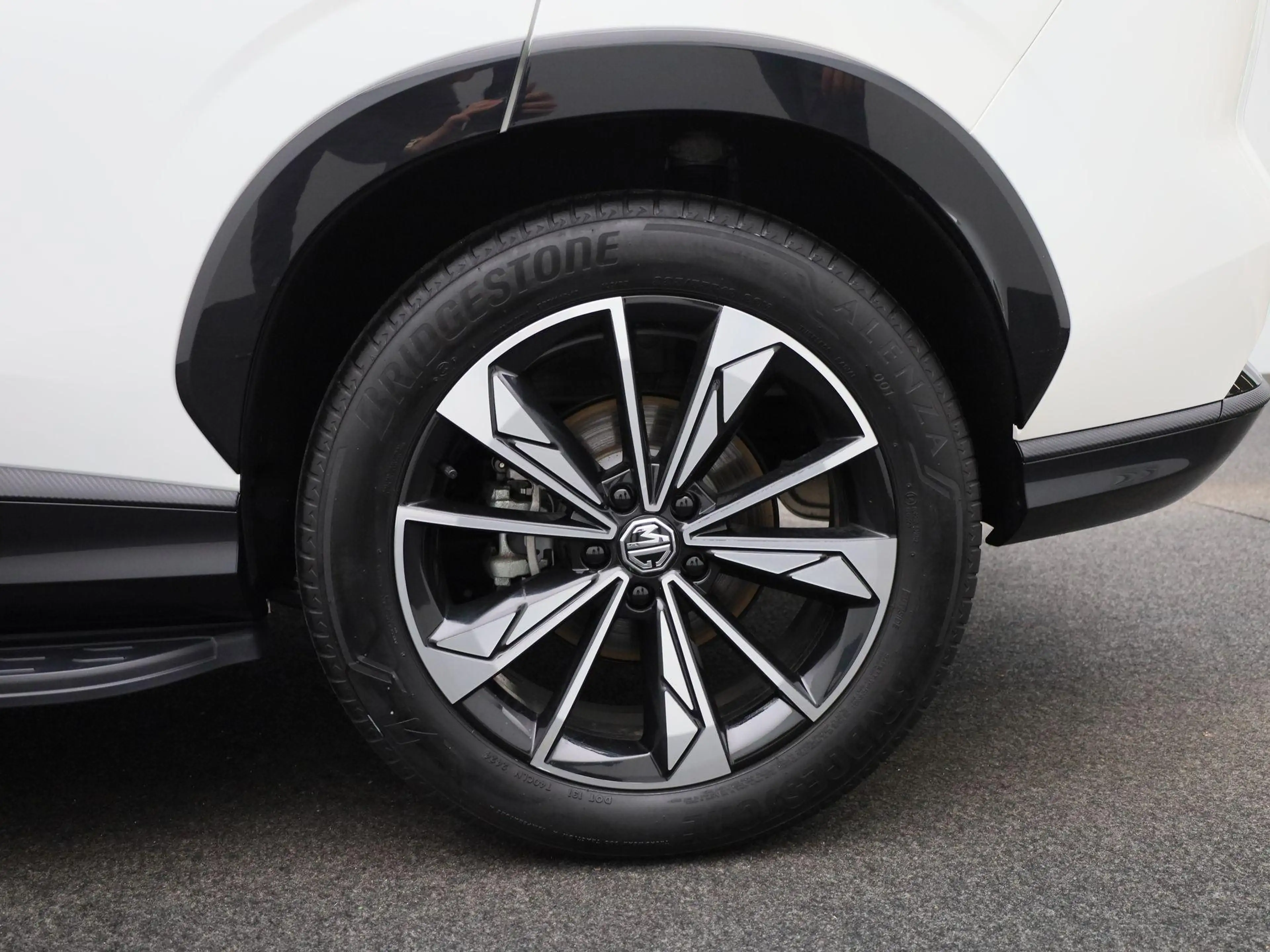 MG HS PHEV 1.5 272pk Aut. Luxury | 100km Electrisch | Na — photo 15
