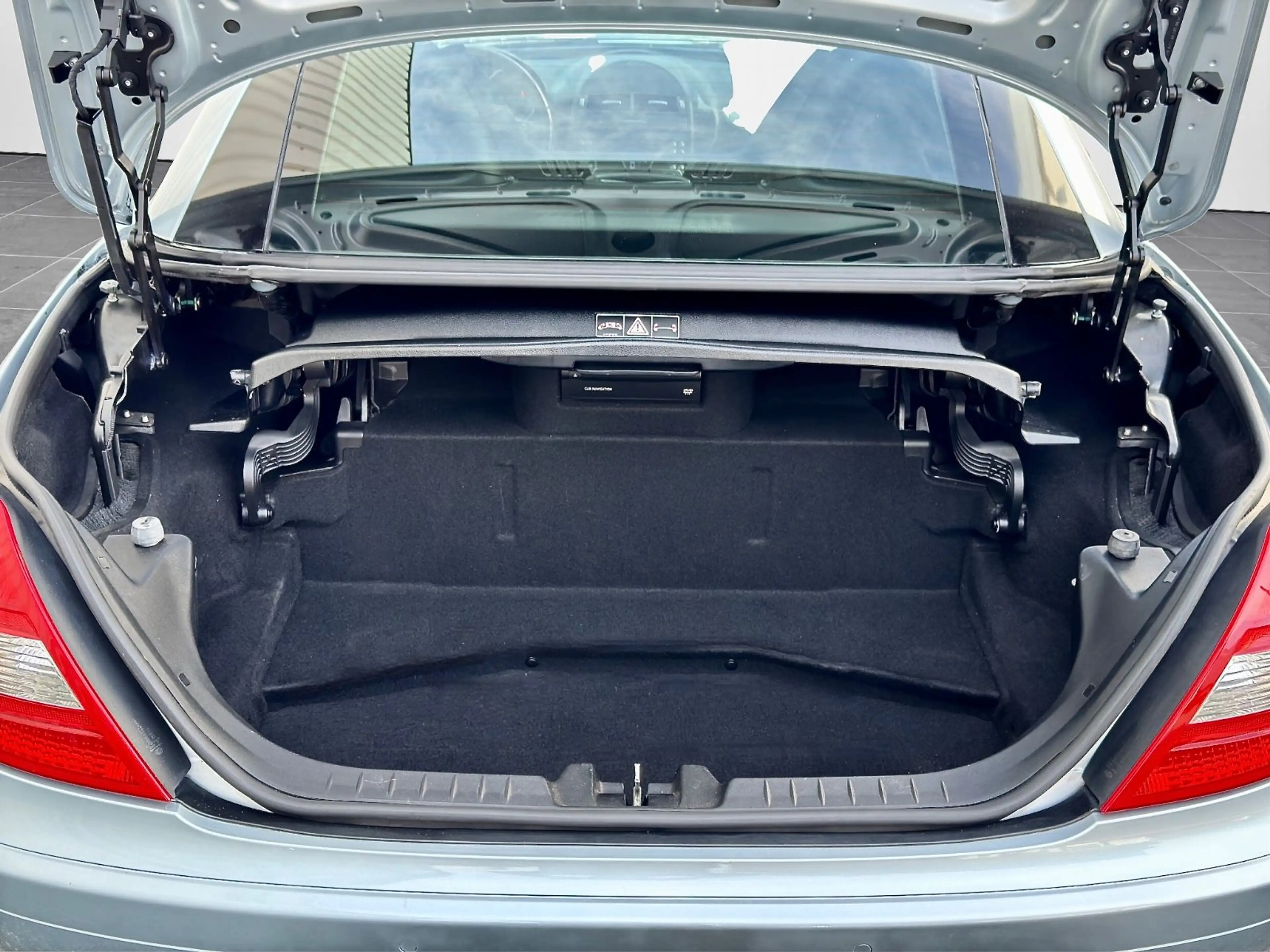 Mercedes-Benz SLK 280 6-GANG*LEDER/BLAU*COMAND*PDC*HOLZLENKRAD — photo 14