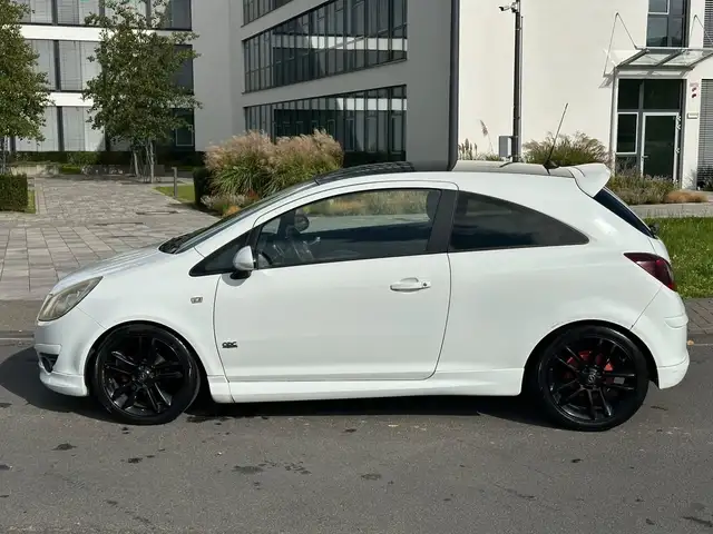 Opel Corsa view 5