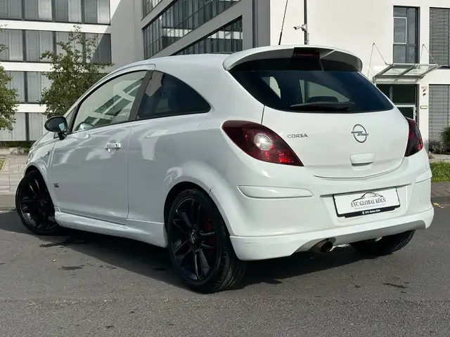 Opel Corsa view 4