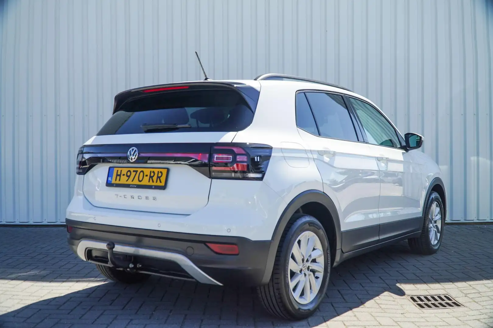 Volkswagen T-Cross 1.0 TSI 95pk Life | Trekhaak | Adaptive Cruise Con Wit - 2