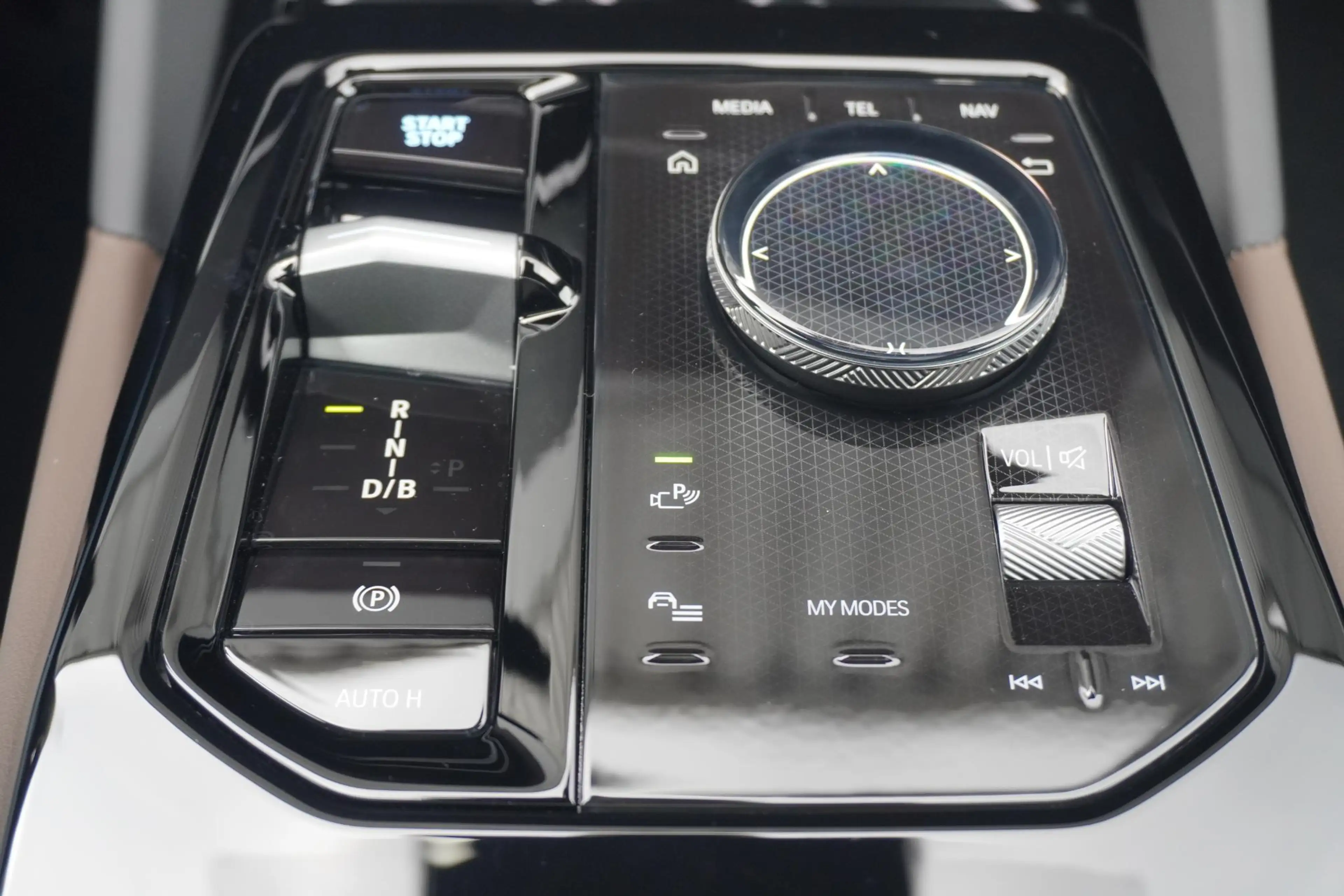BMW i5 Sedan eDrive40 | M Sportpakket Pro | Panoramadak | — photo 11