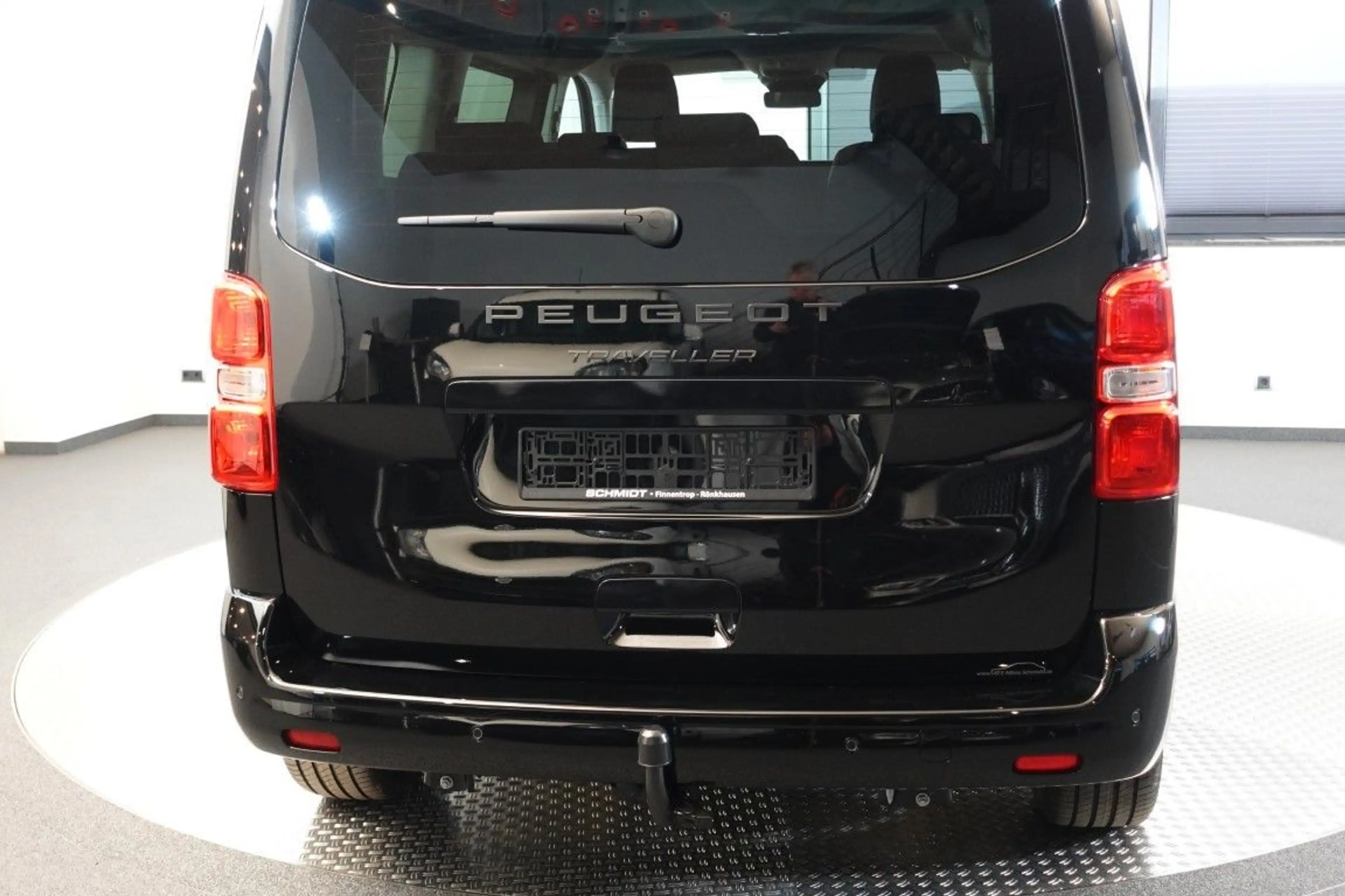 Peugeot Traveller Diesel 180 EAT8 Active L2*AHK — photo 4