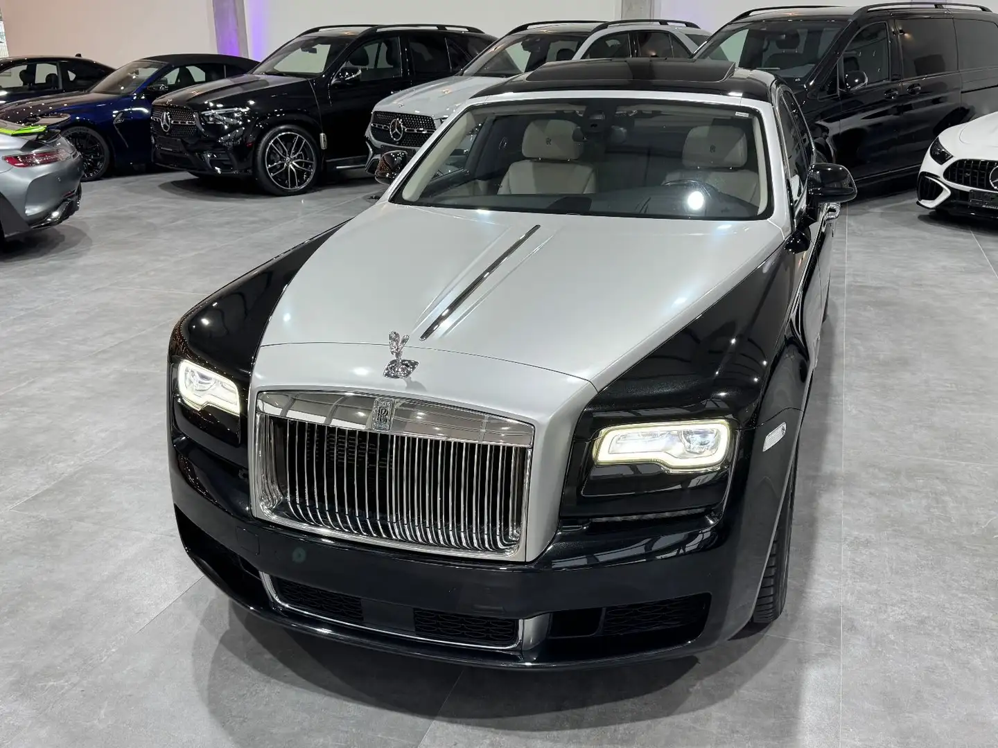 Rolls-Royce Ghost *HUD*Pano*Nachtsicht*TV*Luftfahrwerk*Kamera Negro - 2