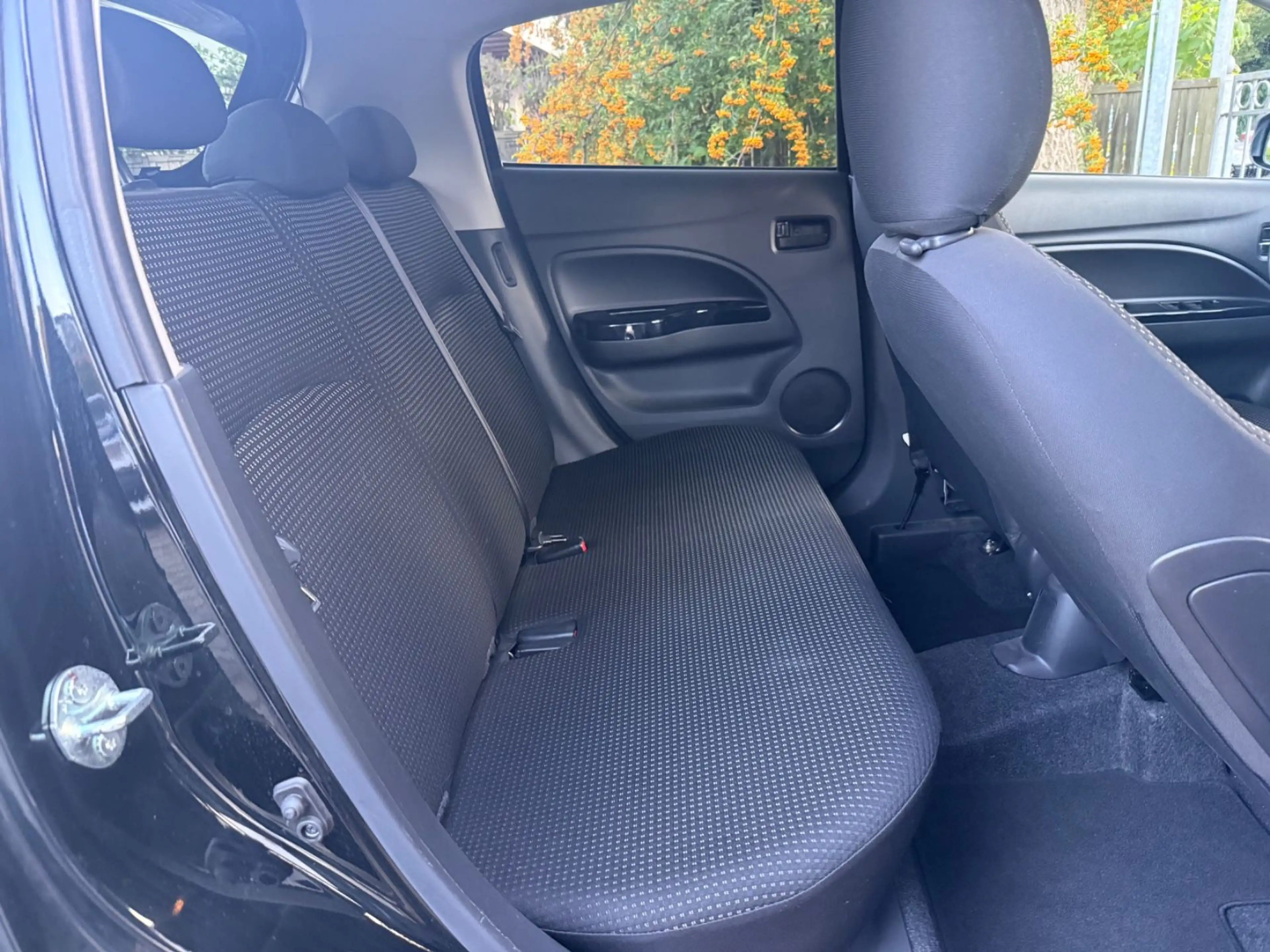 Mitsubishi Space Star Diamant Edition+ TÜV NEU/GARANTIE/SZH — photo 14