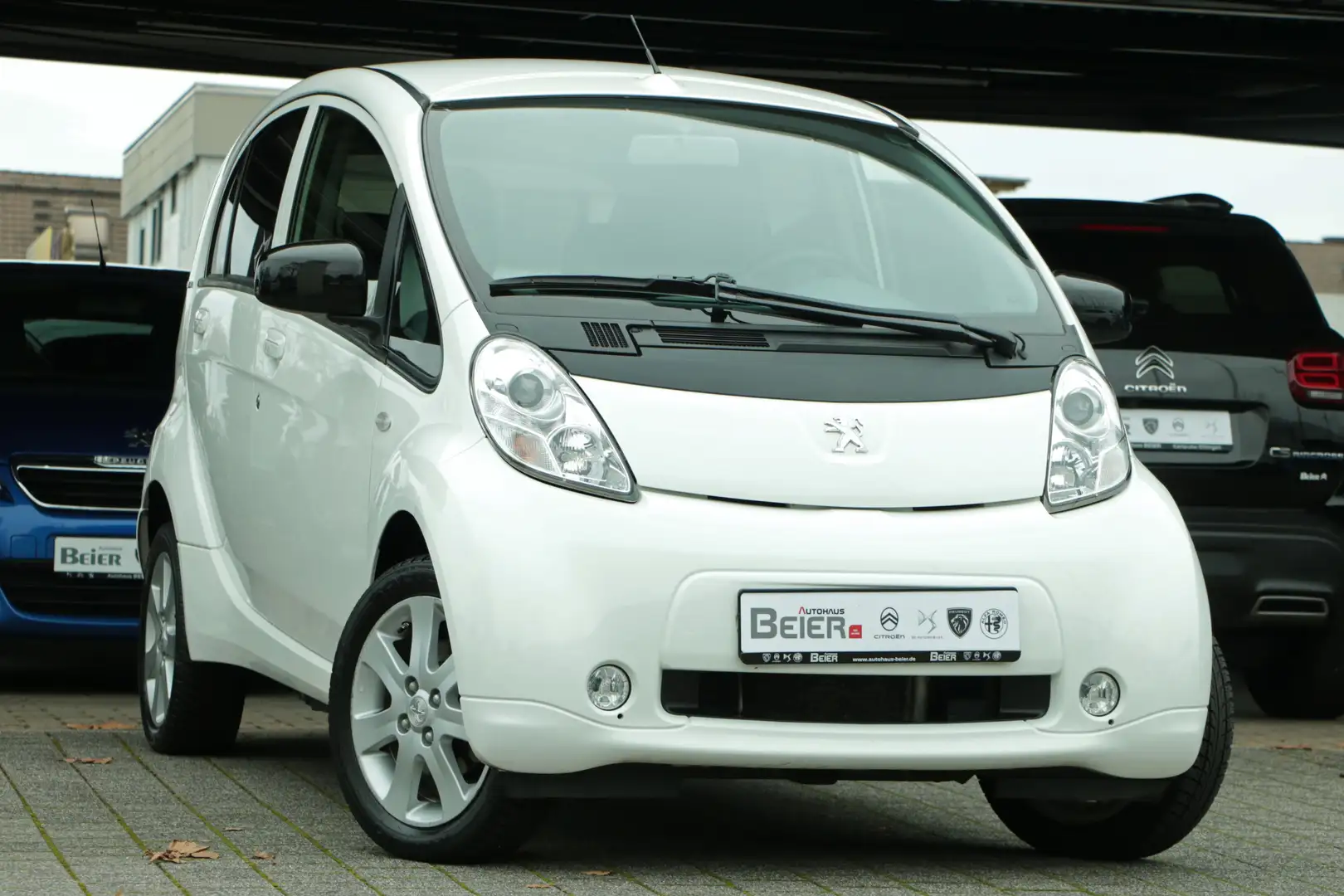 Peugeot iOn Bianco - 2