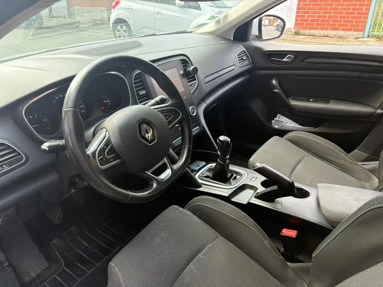 Renault megane 4 1l5 dci, foto 5