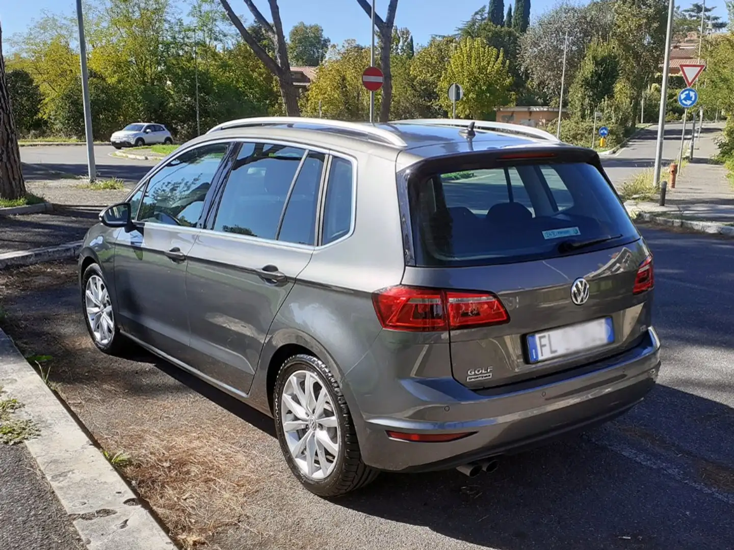 Volkswagen Golf Sportsvan Golf Sportsvan 1.4 tsi Executive DSG 33.000 Km Grigio - 1